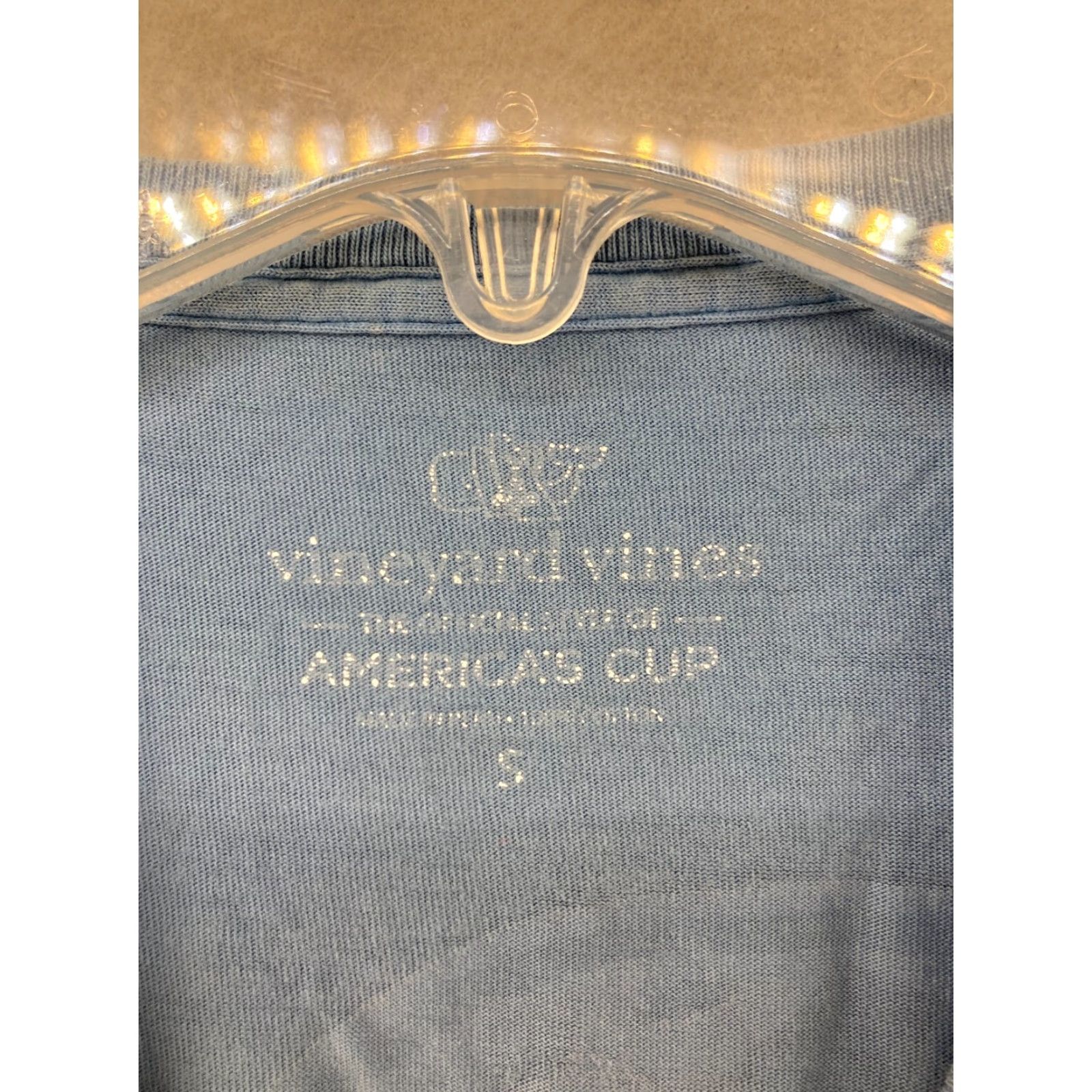 Vineyard Vines Vineyard Vines Mens TShirt Small Blue Americas Cup Whale Bermuda 2017 Size US S / EU 44-46 / 1 - 7 Thumbnail