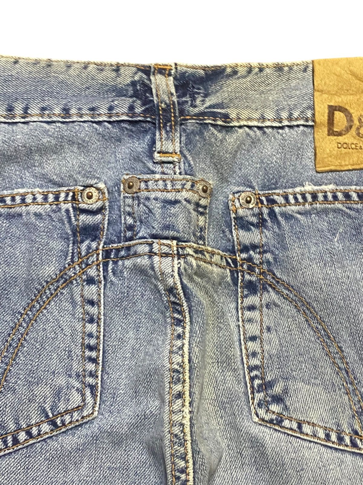 Dolce & Gabbana Vintage Dolce &. Gabbana Light Wash Distressed Enough Baggy Size US 30 / EU 46 - 17 Thumbnail