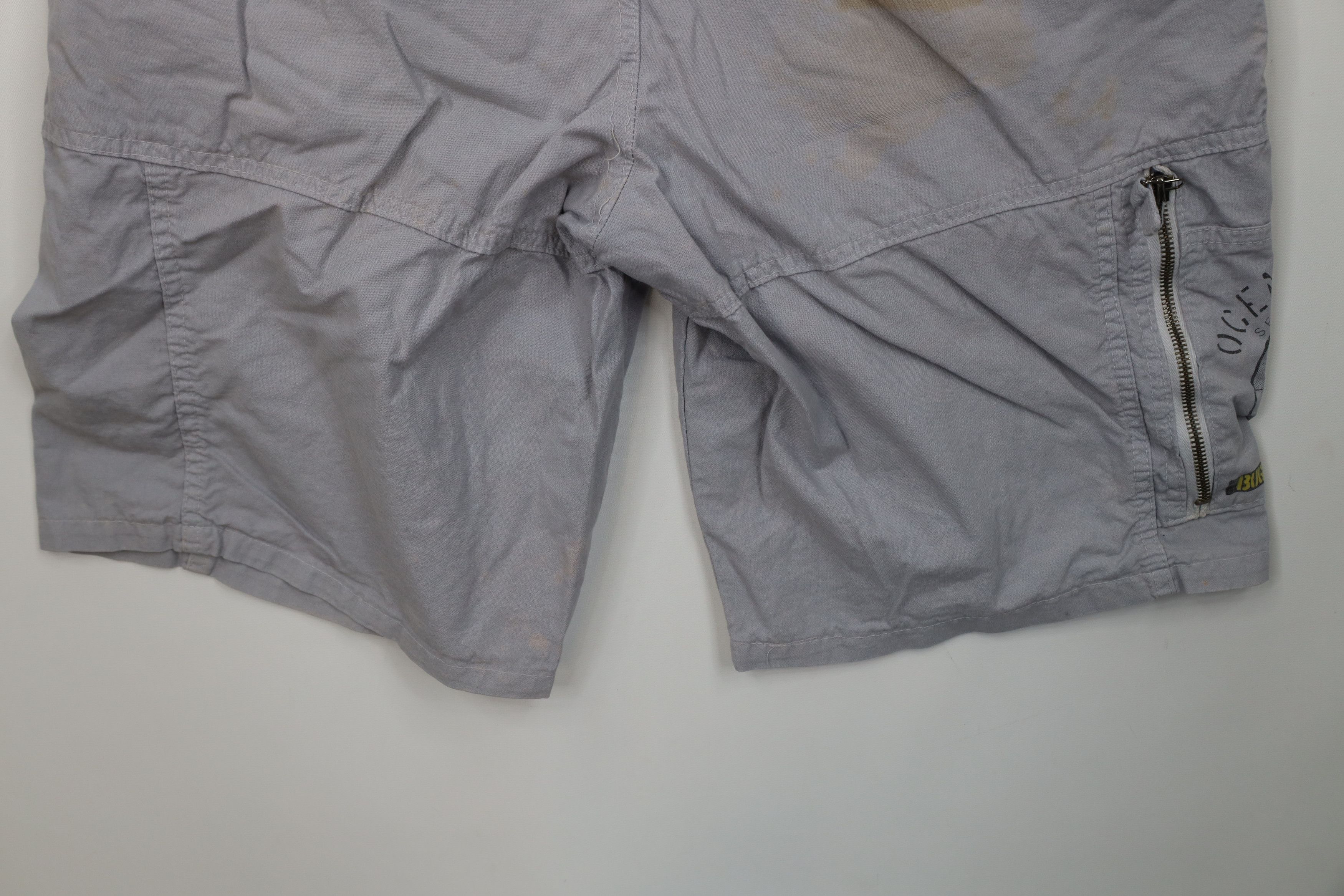 Vintage Vintage 90s Bugle Boy Ocean League Pleated Shorts Gray Size US 32 / EU 48 - 15 Thumbnail