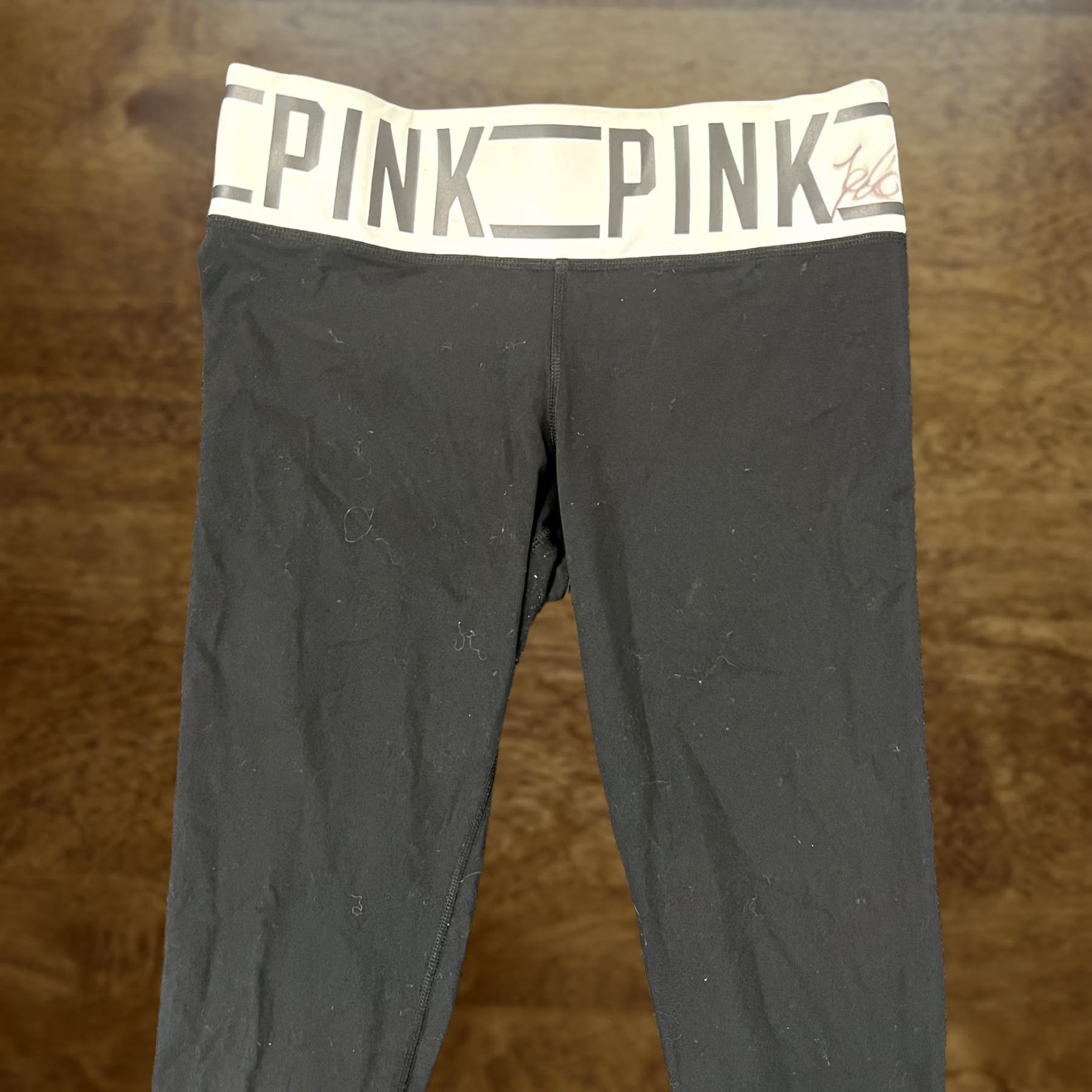 Pinko VINTAGE: No? (excluded) No—include only original words. Size 28" / US 6 / IT 42 - 1 Thumbnail