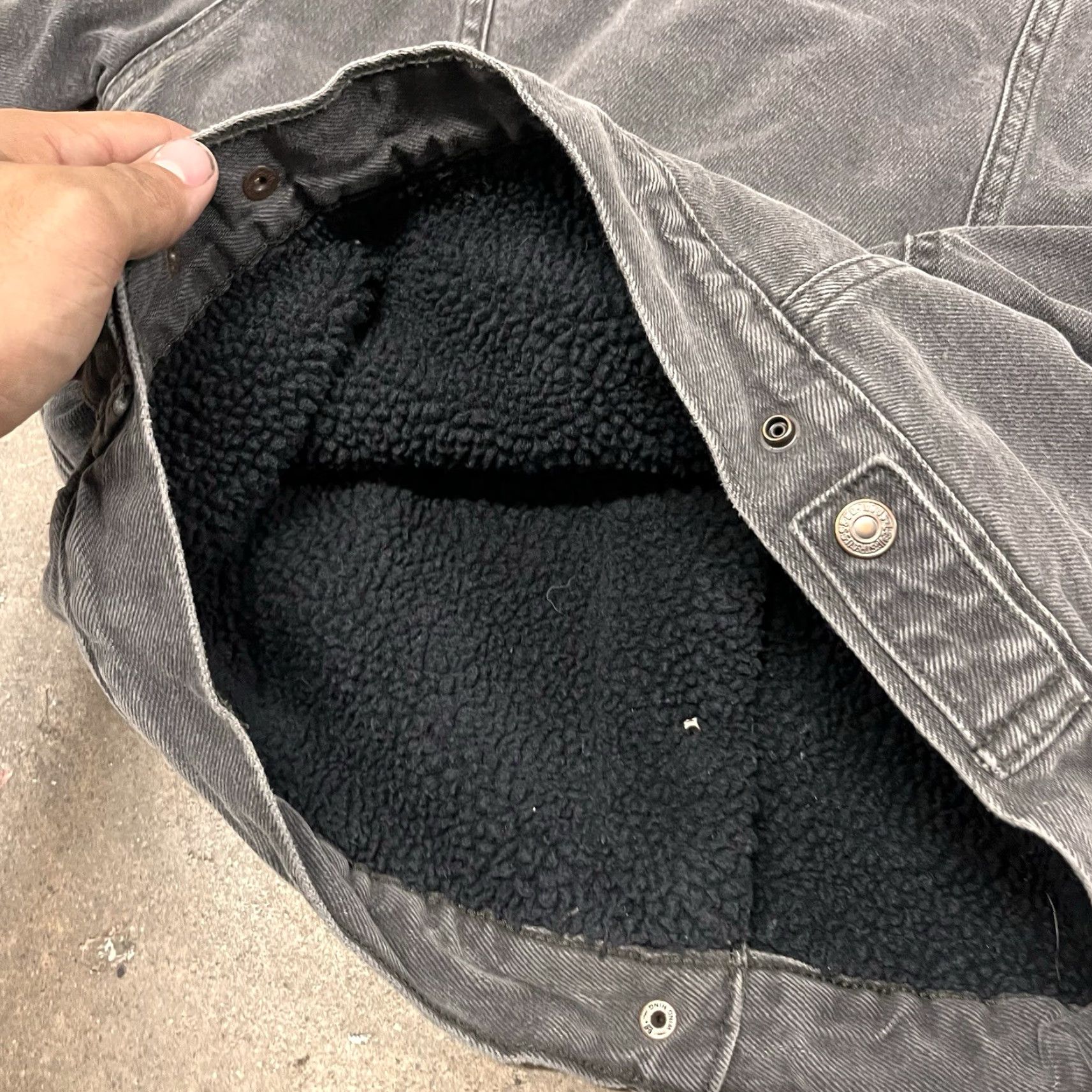 Levi's Levi’s Womens Sherpa Denim Trucker Jacket Black & Grey Wool Lining Size Small Size S / US 4 / IT 40 - 6 Thumbnail