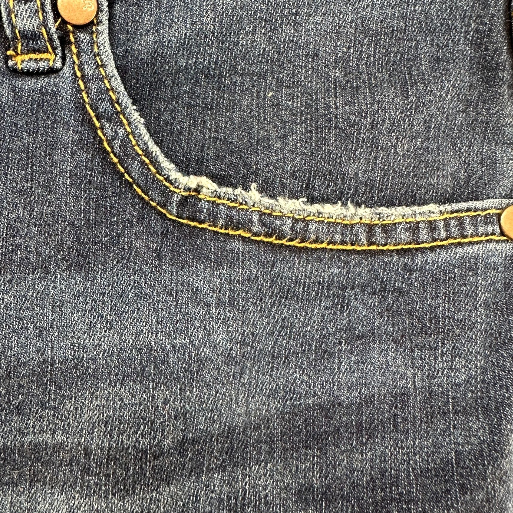 Denime Judy Blue Shorts Womens XL Denim Cotton Spandex Dark Wash 5-Pocket Flat Front Zip Inseam 6 in Casual Summer Stretch Size 40" / US 18 - 2 Thumbnail