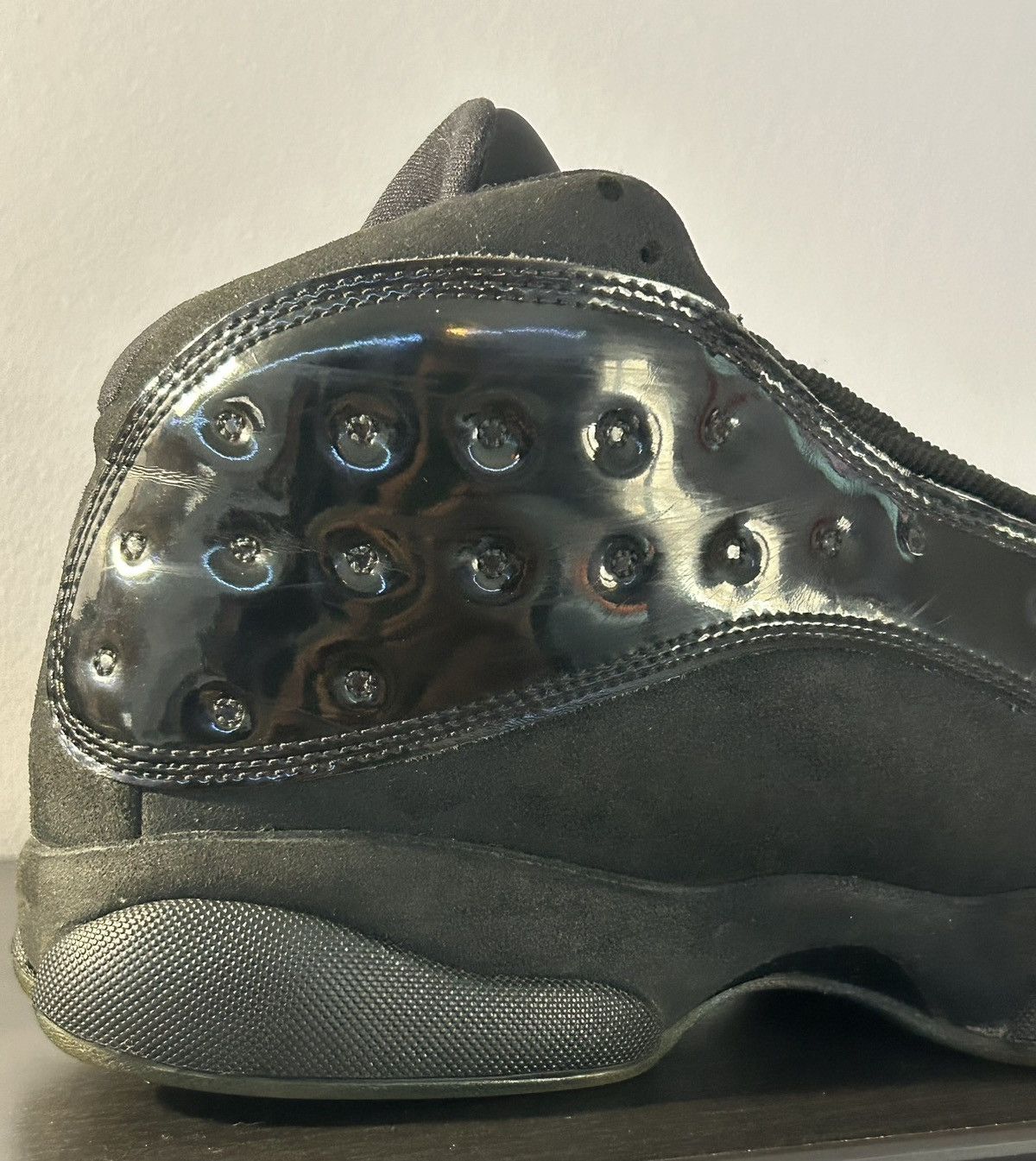 Jordan Brand Jordan Retro 13 Cap and Gown (2019) Size US 9.5 / EU 42-43 - 6 Thumbnail