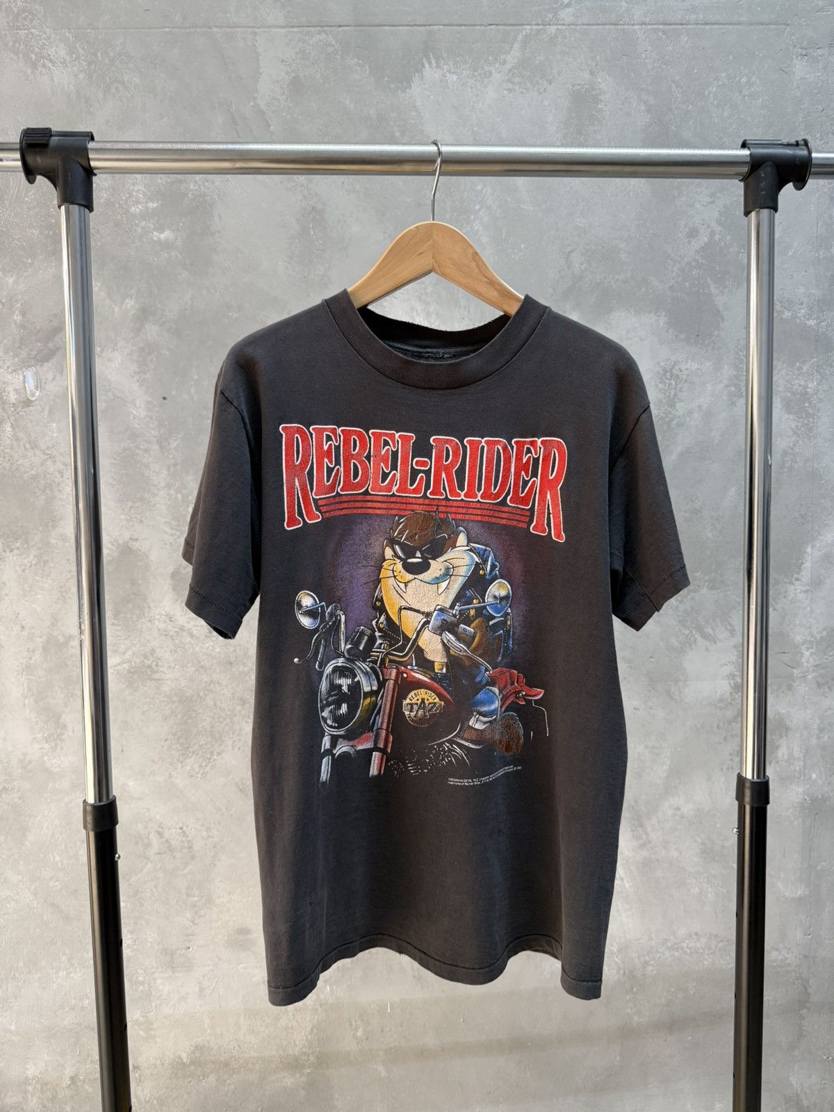 Vintage Vintage 1992 Taz Rebel Rider Faded Trashed biker harley tee Size US M / EU 48-50 / 2 - 1 Thumbnail