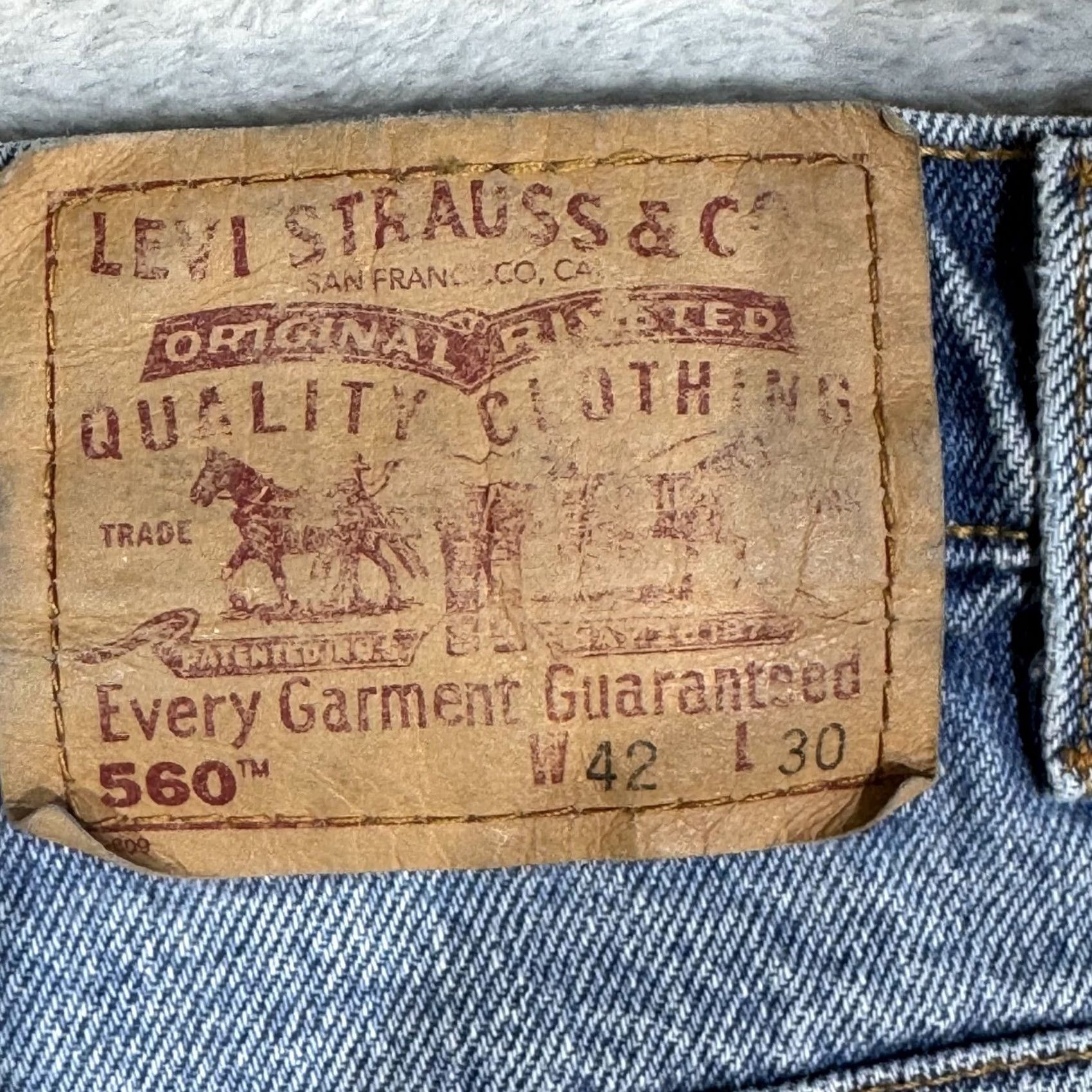 Levi's VINTAGE Levi's 560 Jeans Shirt Hat? Size US 42 / EU 58 - 4 Thumbnail