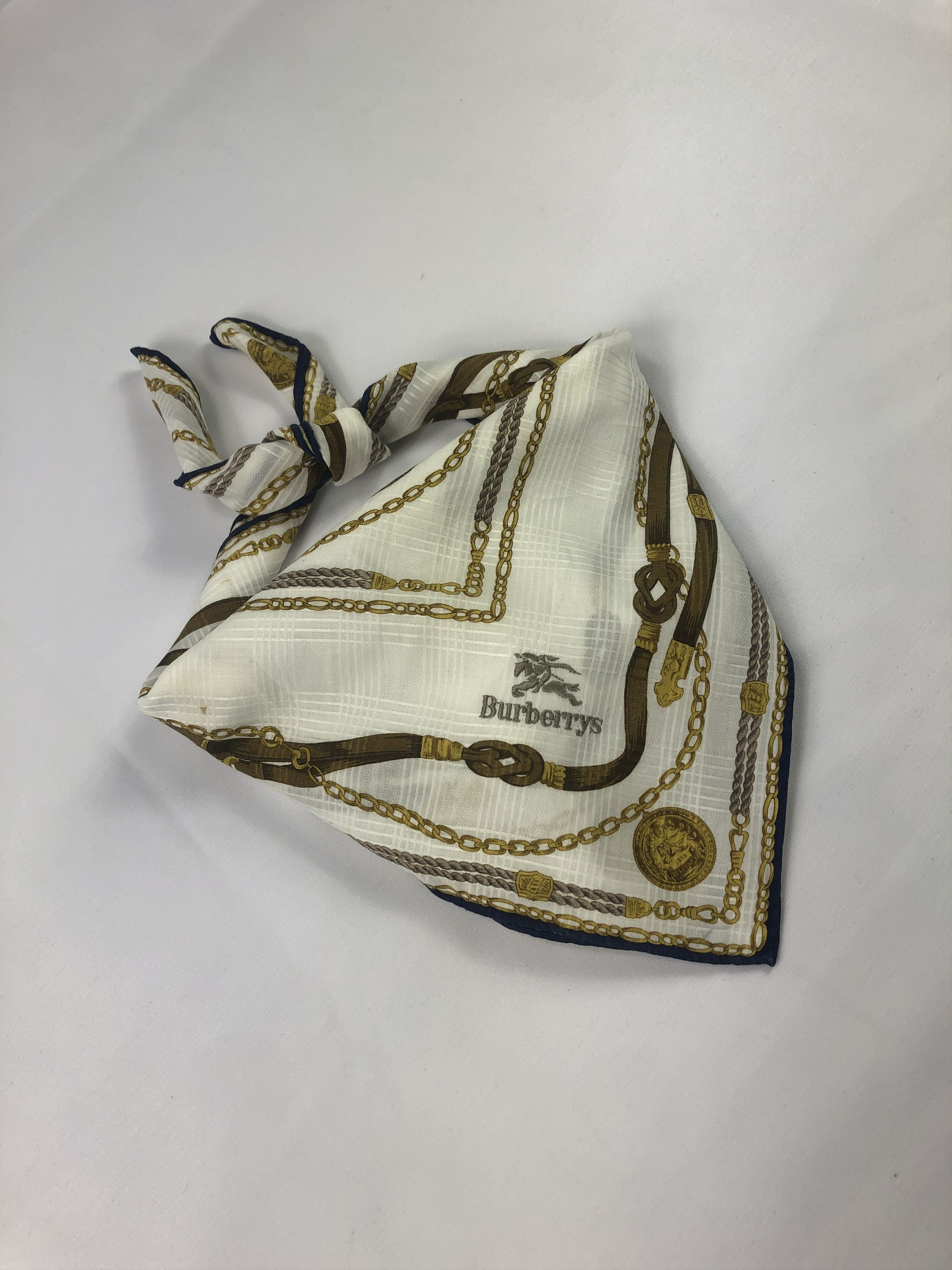 Burberry Burberrys Handkerchief / Bandana / Neckerchief / Headscarf Size ONE SIZE - 1 Thumbnail