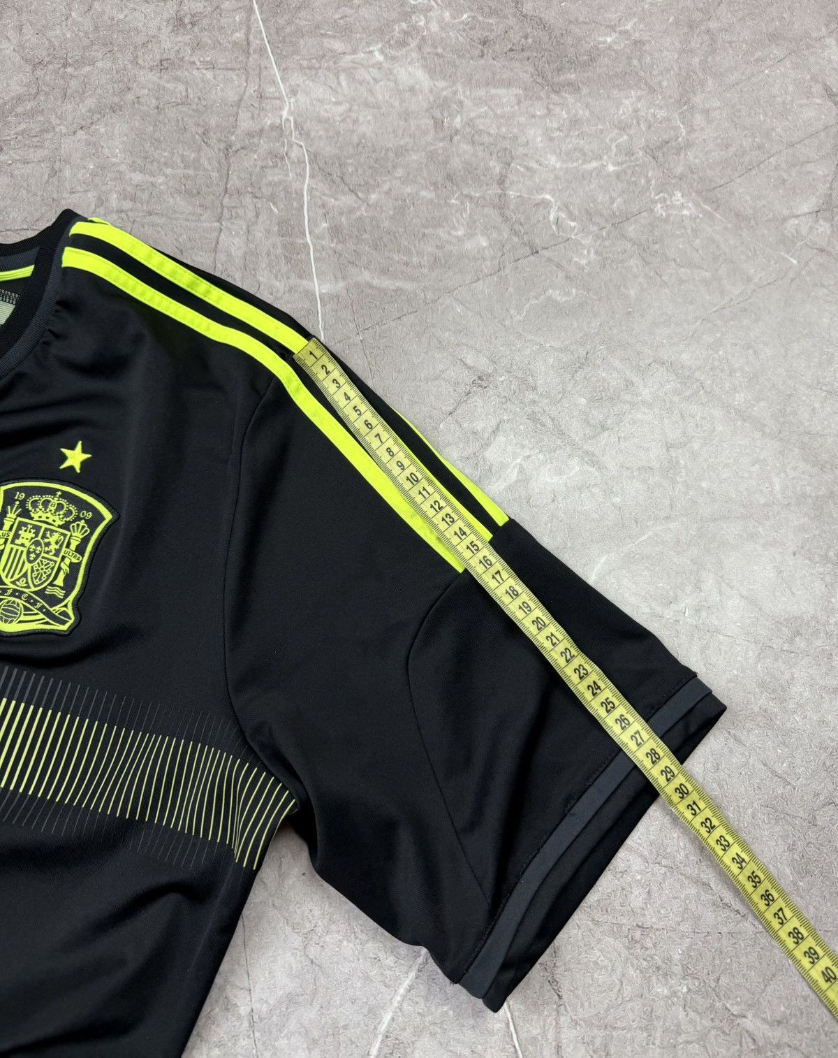 Adidas Adidas spain 2014 world cup away jersey World Champions Size US L / EU 52-54 / 3 - 18 Thumbnail