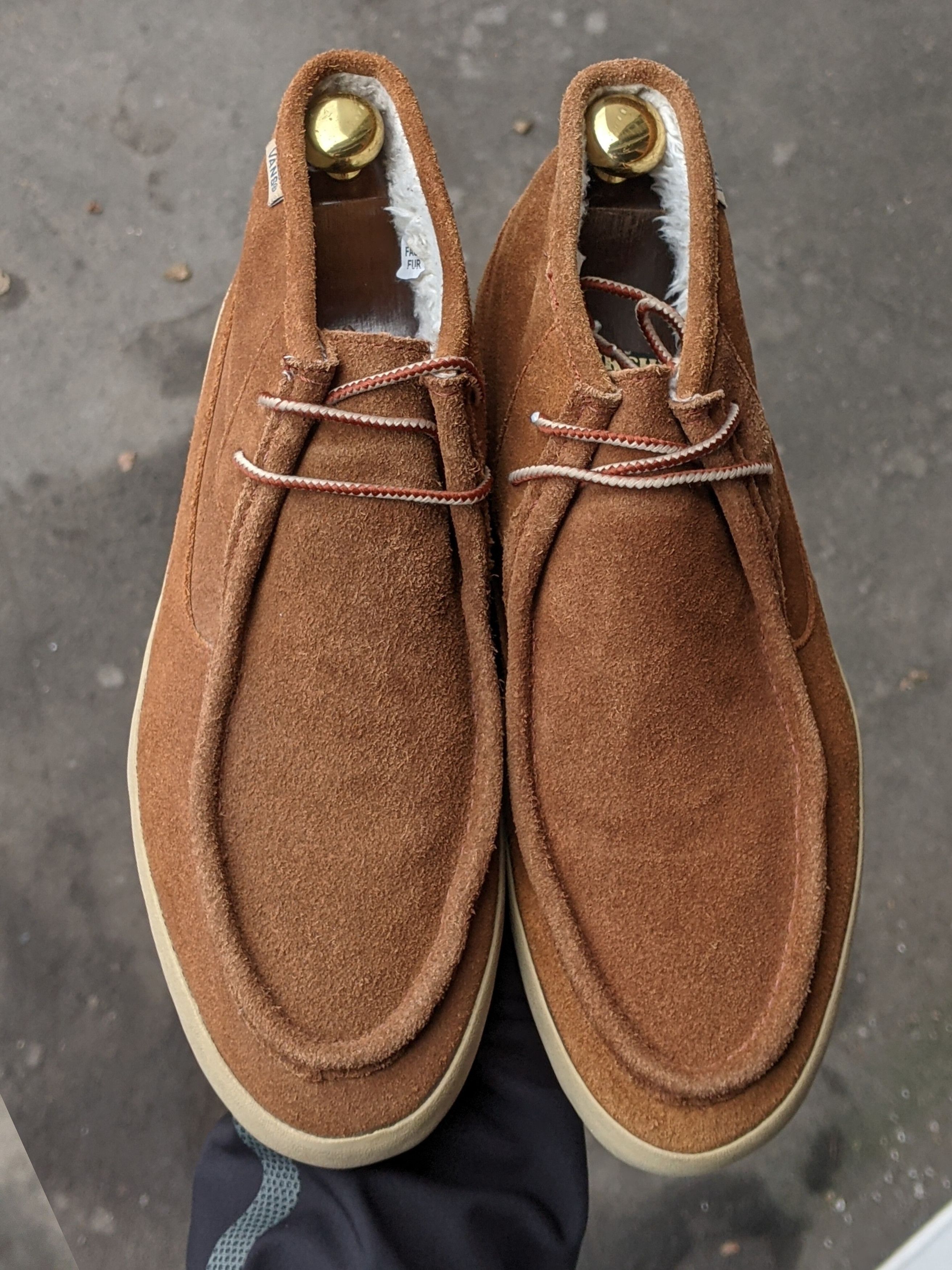 Vans Vans Rata Mid Fleece Chukka Shoes Timberland Polo Clarks UGG Size US 11 / EU 44 - 2 Thumbnail