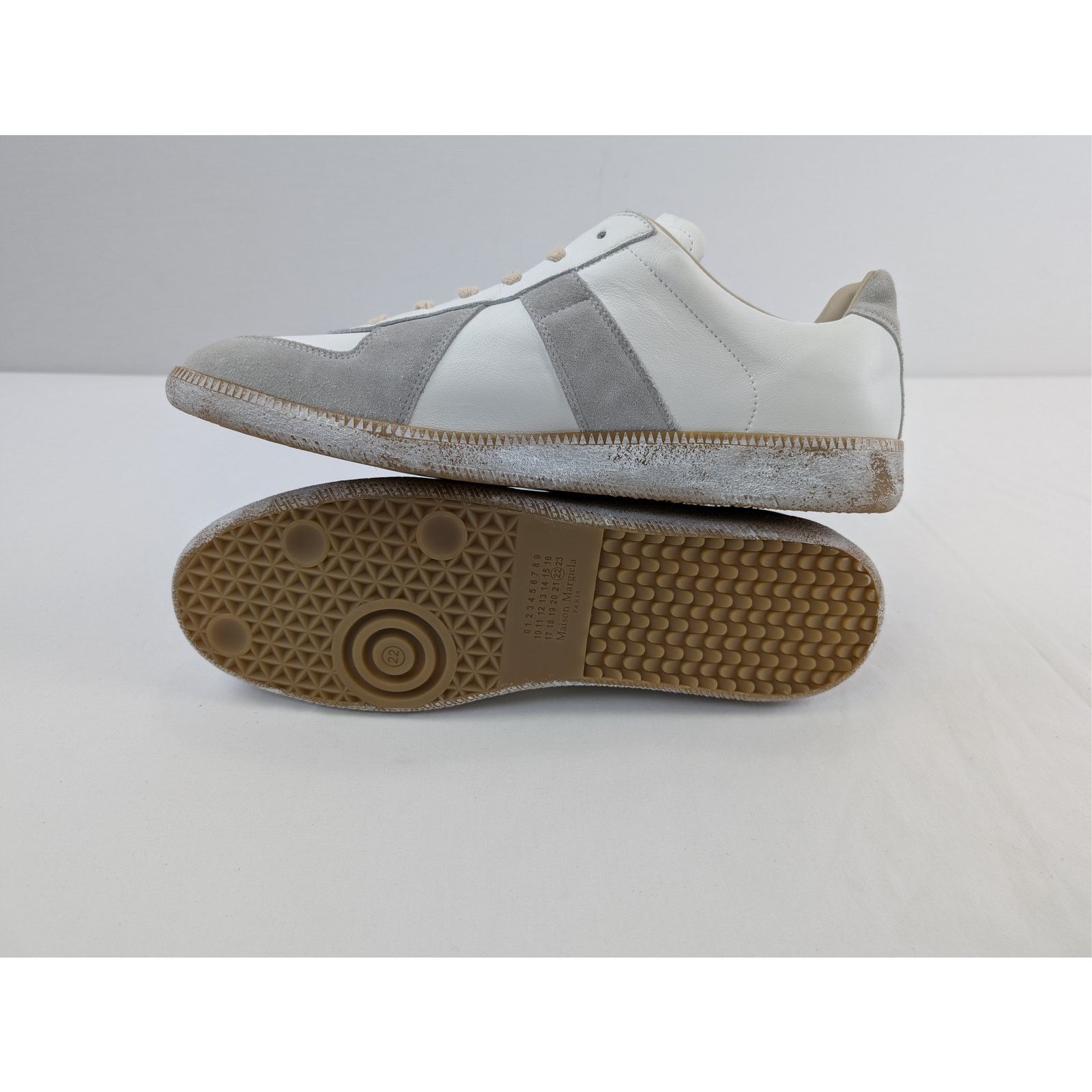 Maison Margiela o1rshd1 Replica sneakers in white and gray leather and suede Size US 13 / EU 46 - 11 Thumbnail