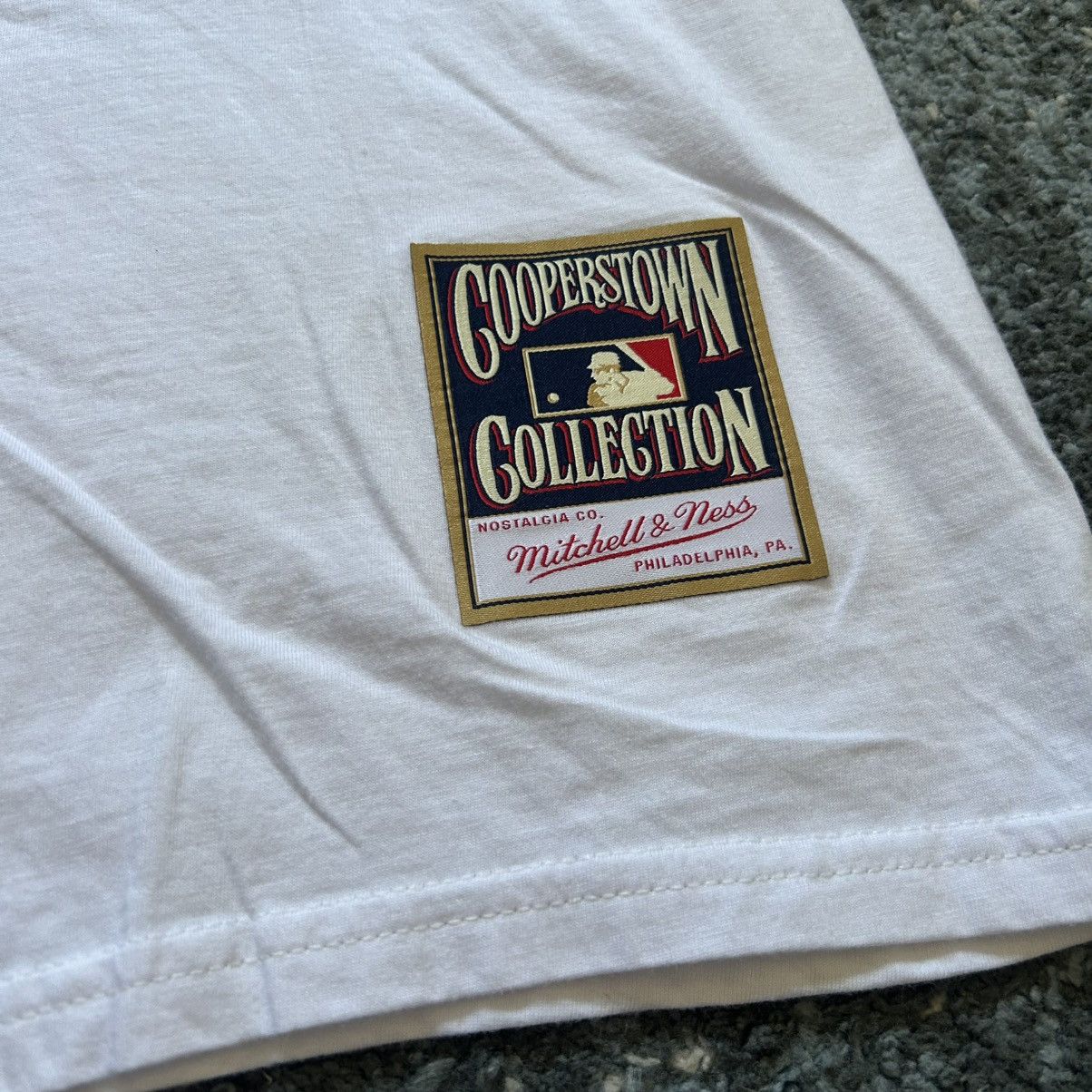 Mitchell & Ness HEAVYWEiGHT CiNCiNNATi REDS 1990 WORLD SERiES CHAMPiONS TEE Size US XXL / EU 58 / 5 - 7 Thumbnail