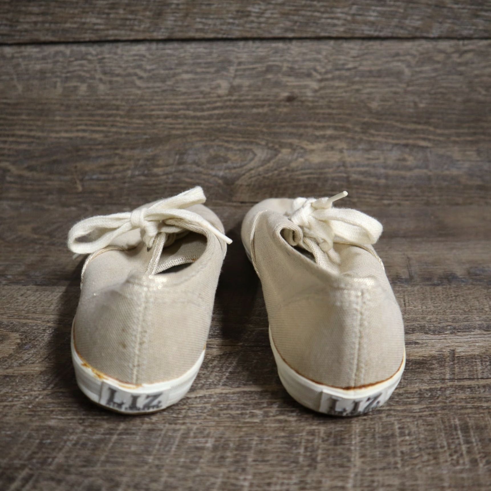 Liz Claiborne VINTAGE Liz Claiborne Women's Canvas Sneakers Size 6.5 Cushioned White Fashion 90s Men Size US 6.5 / IT 36.5 - 4 Thumbnail