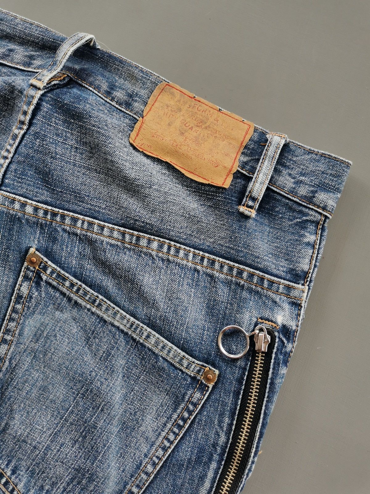 Seditionaries Punk Studded Zipper RNA Japan 3Q Short Jeans Size US 31 - 10 Thumbnail
