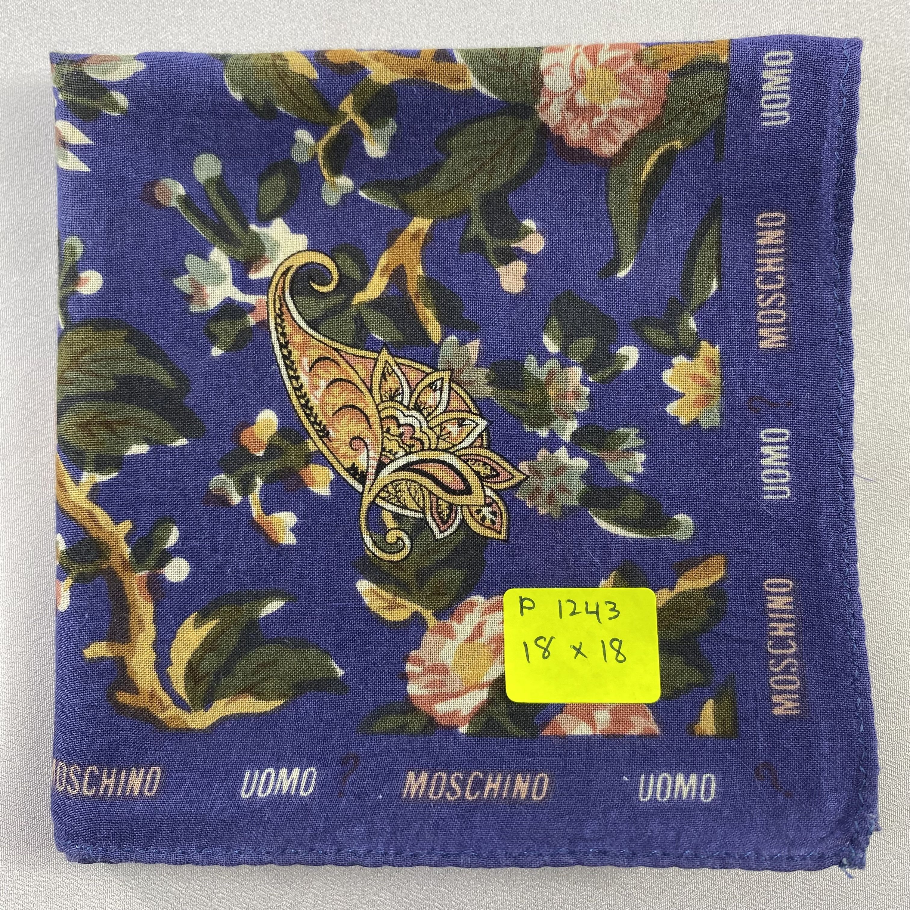 Moschino × Vintage Moschino Bandana/ Handkerchief / Neckerchief-P1243 Size ONE SIZE - 5 Thumbnail