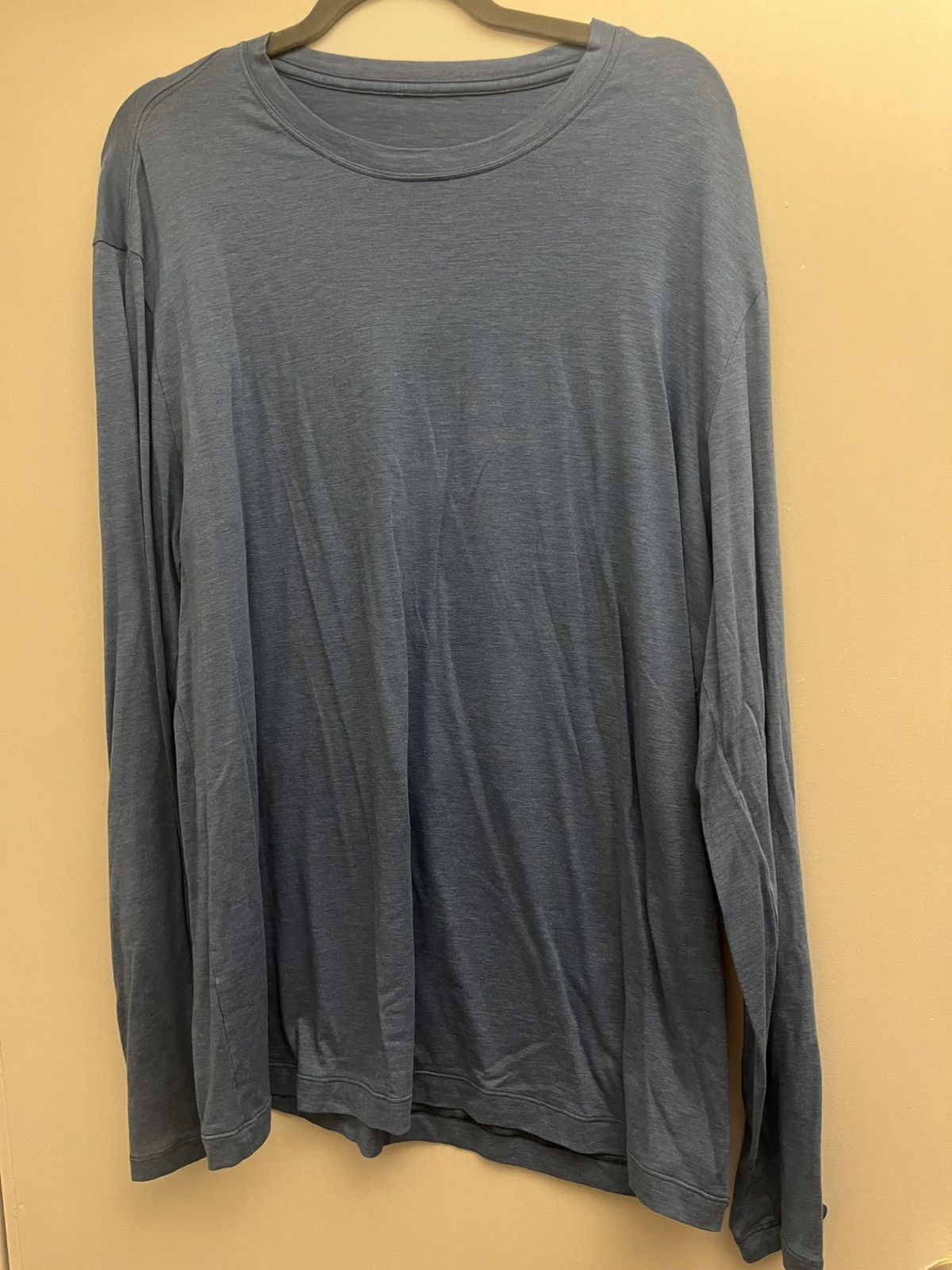 Lululemon Lululemon Men's Fundamental Blue Long Sleeve Shirt Size XXL Size US XXL / EU 58 / 5 - 1 Thumbnail