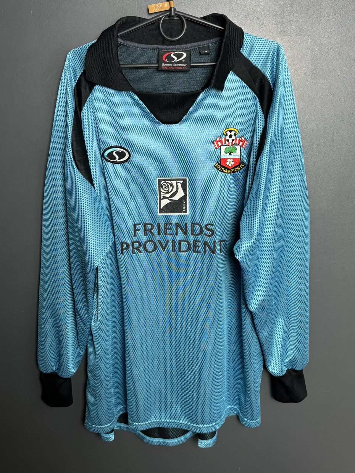 Other Southampton 02/03 Goalkeeper Football Long Sleeve Jersey Size US XL / EU 56 / 4 - 1 Thumbnail