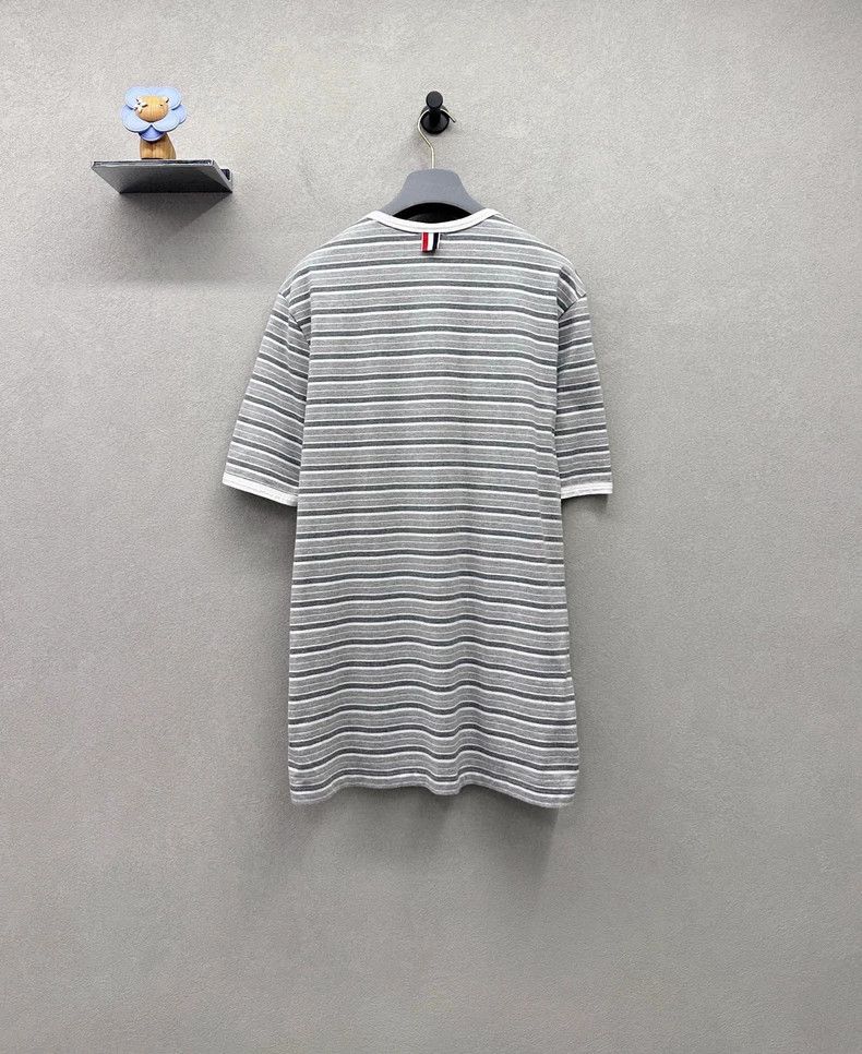 Thom Browne Thom Browne Gray striped short sleeves Size US M / EU 48-50 / 2 - 2 Thumbnail