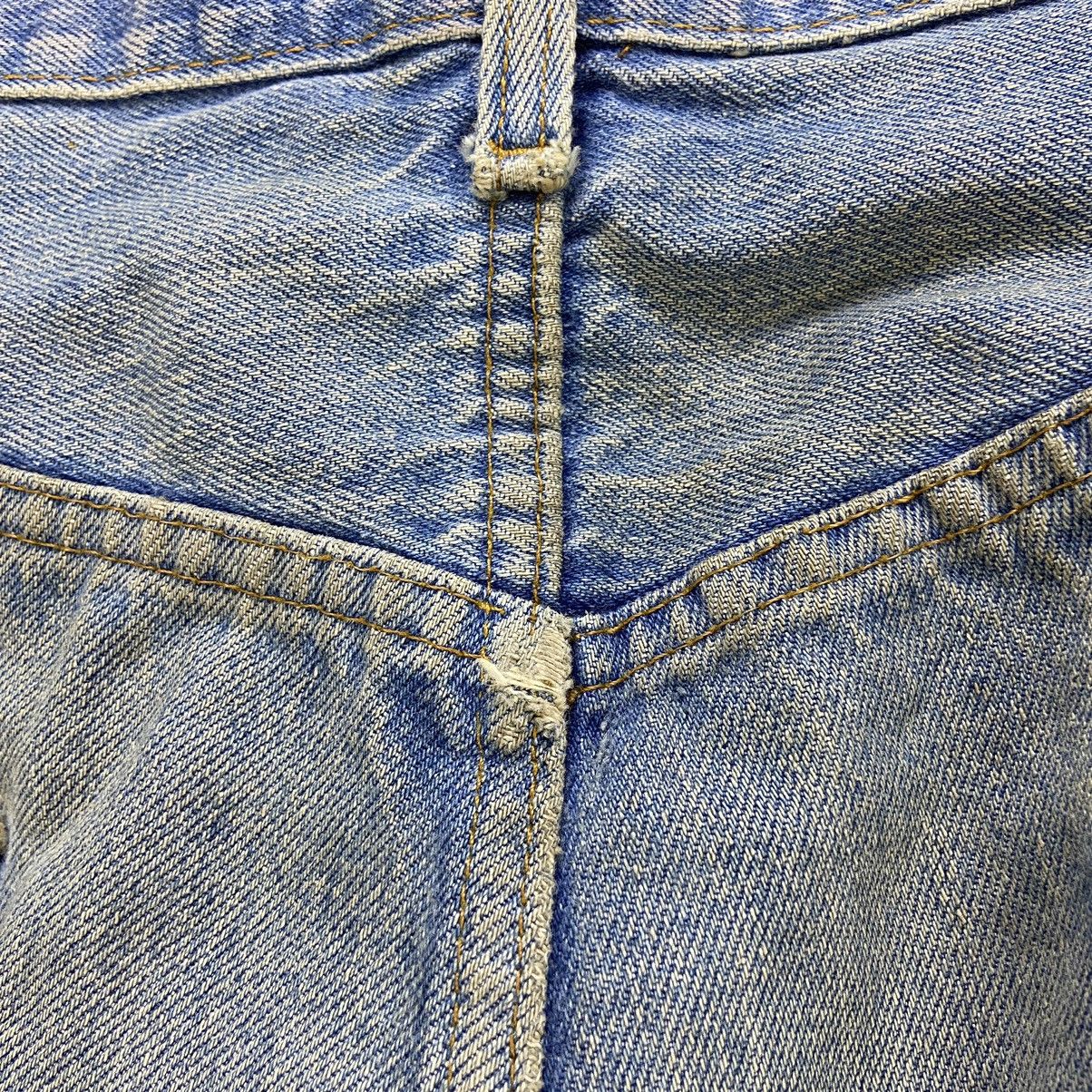 Levi's Vintage Clothing Vintage Levi’s 501 Denim Pants Size US 39 - 15 Thumbnail