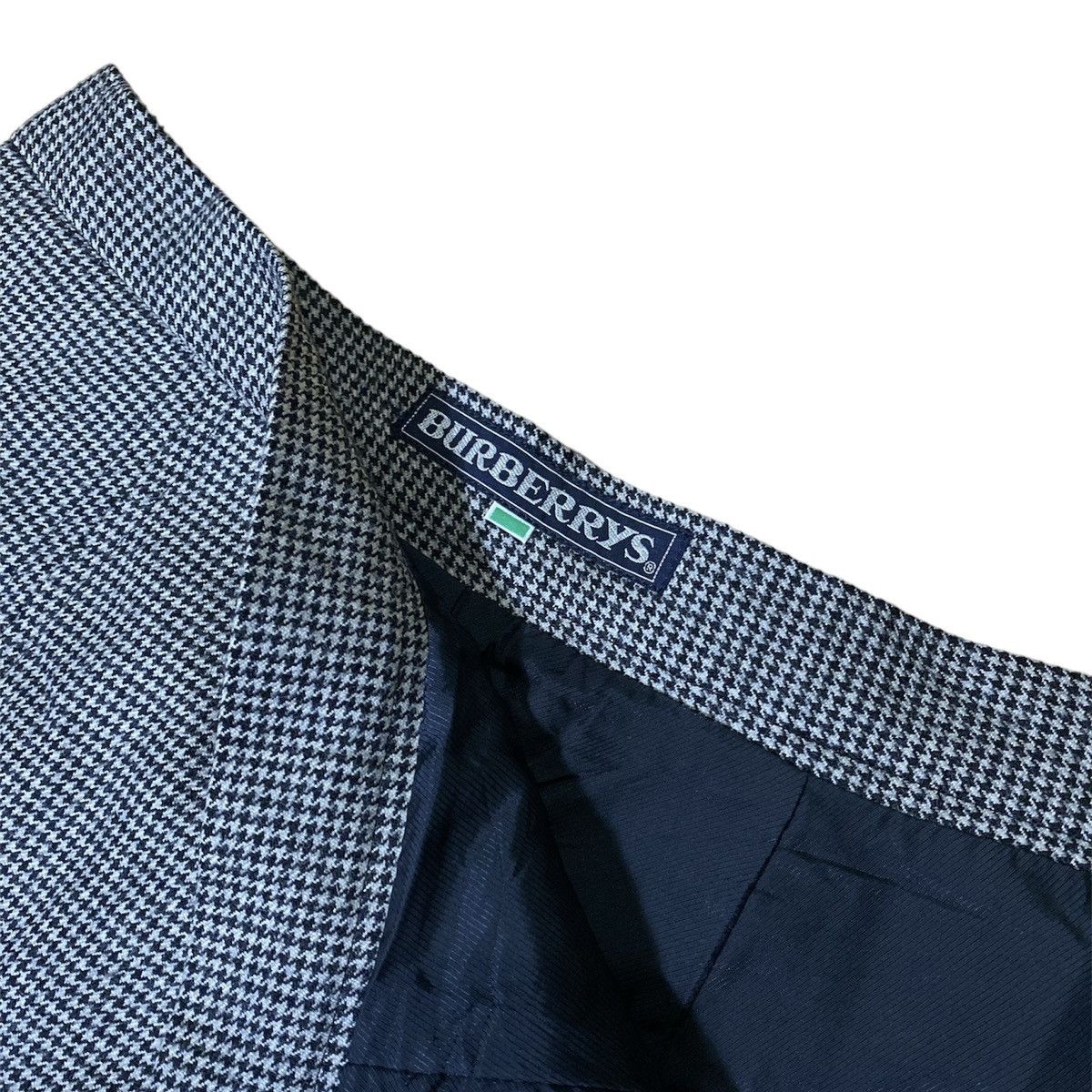 Burberry × Vintage Vintage 90s Burberrys Pleated Skirt Size 25" / US 0 / IT 36 - 5 Thumbnail