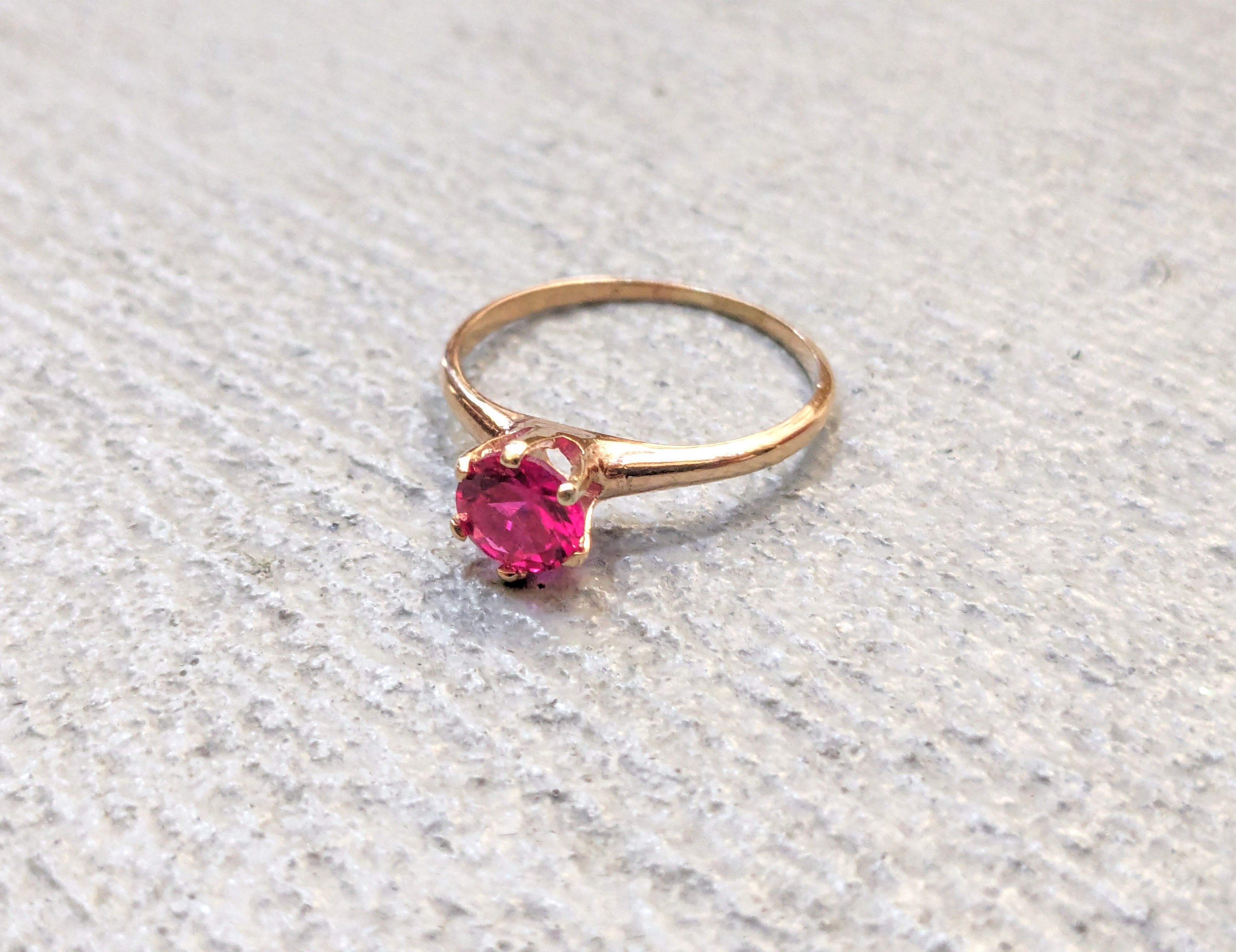 Jewelry 10k Yellow Gold Ring Lab Red Ruby Size 7 Princess Cut Size ONE SIZE - 1 Thumbnail