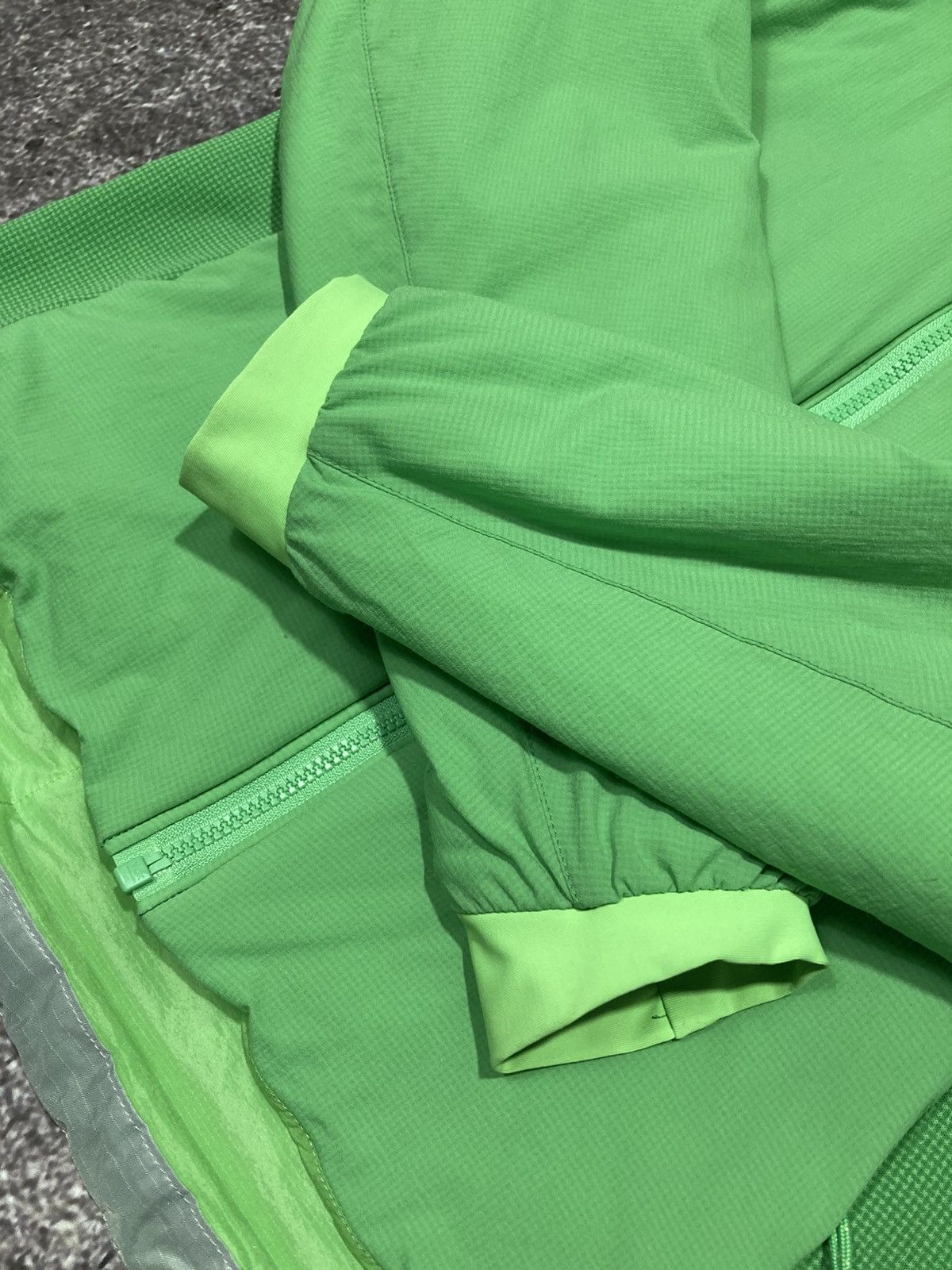 Arc'teryx Arcteryx Atom LT Women’s Zip Jacket Size S / US 4 / IT 40 - 2 Thumbnail