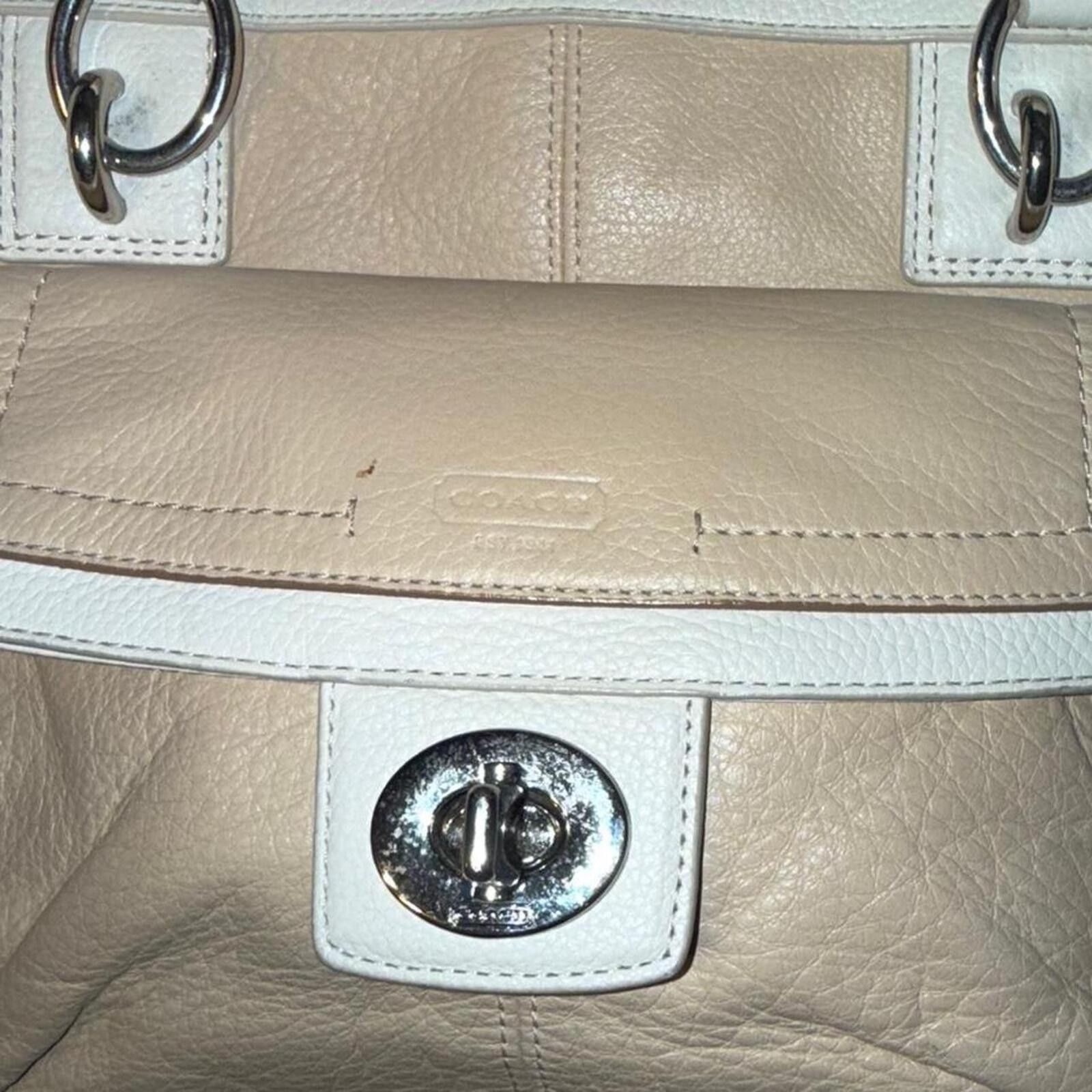 Coach Tan Cream Coach Purse Size ONE SIZE - 3 Thumbnail