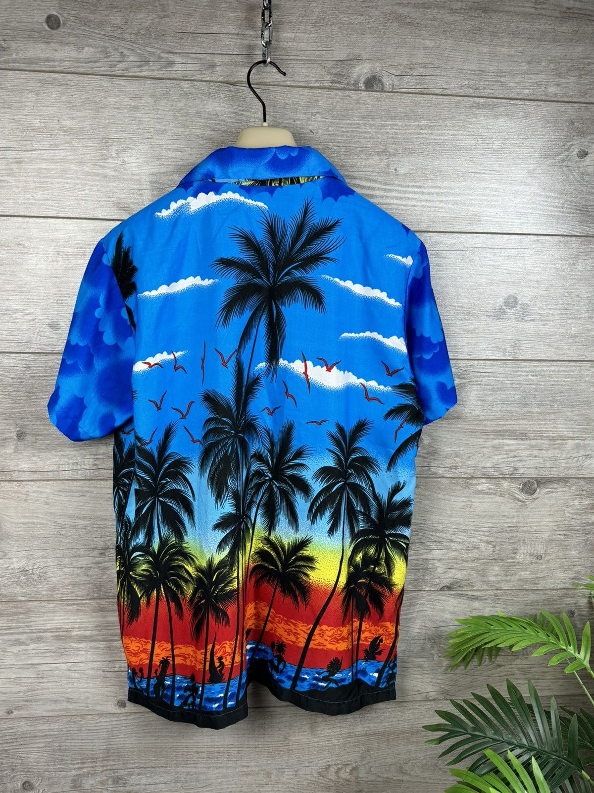 Vintage Vintage Hawaiian Shirt style dries van noten size L Size US L / EU 52-54 / 3 - 10 Thumbnail