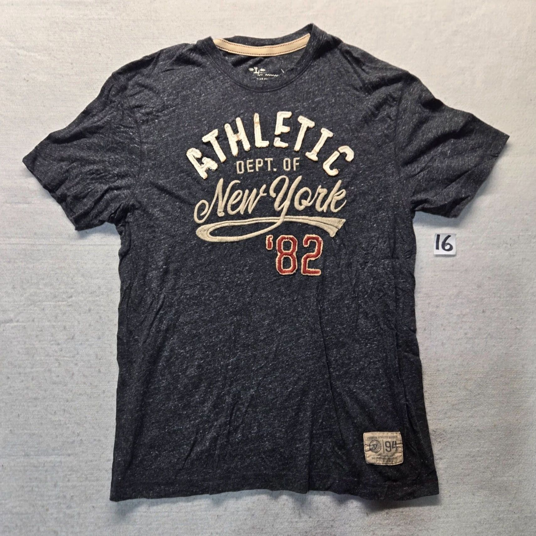 Old Navy Old Navy Women's Large Gray Long Sleeve T-Shirt Size L / US 10 / IT 46 - 2 Thumbnail