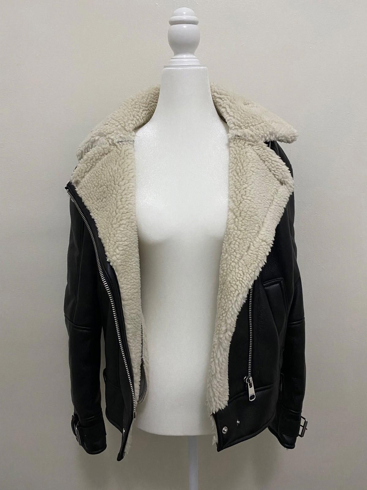 Bershka BERSHKA Shearling Trim Aviator Jacket in Black (X-SMALL) Size XS / US 0-2 / IT 36-38 - 5 Thumbnail
