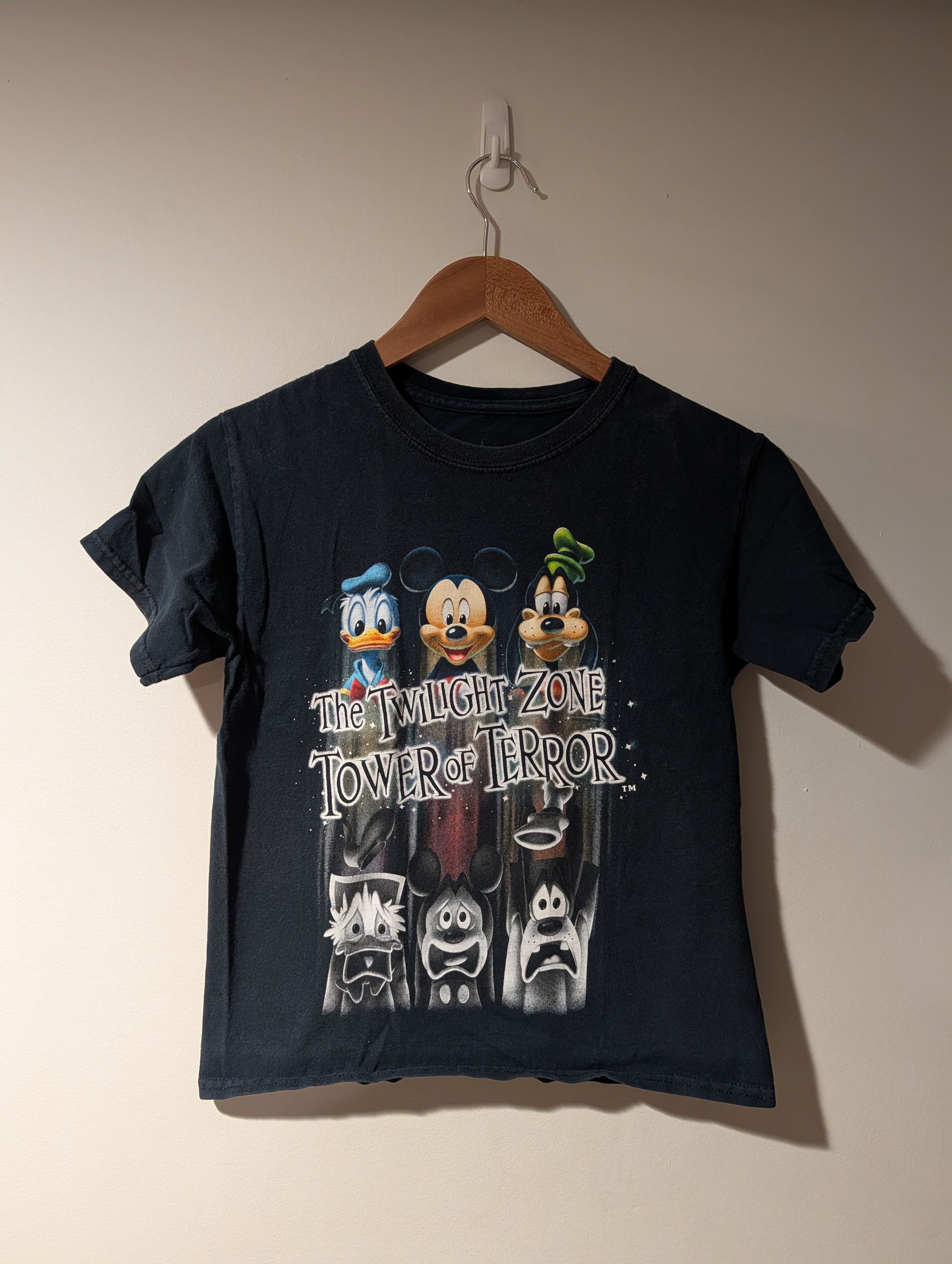 Disney Vintage Y2K Disney The Twilight Zone Tower Kids T-Shirt Size US S / EU 44-46 / 1 - 1 Thumbnail