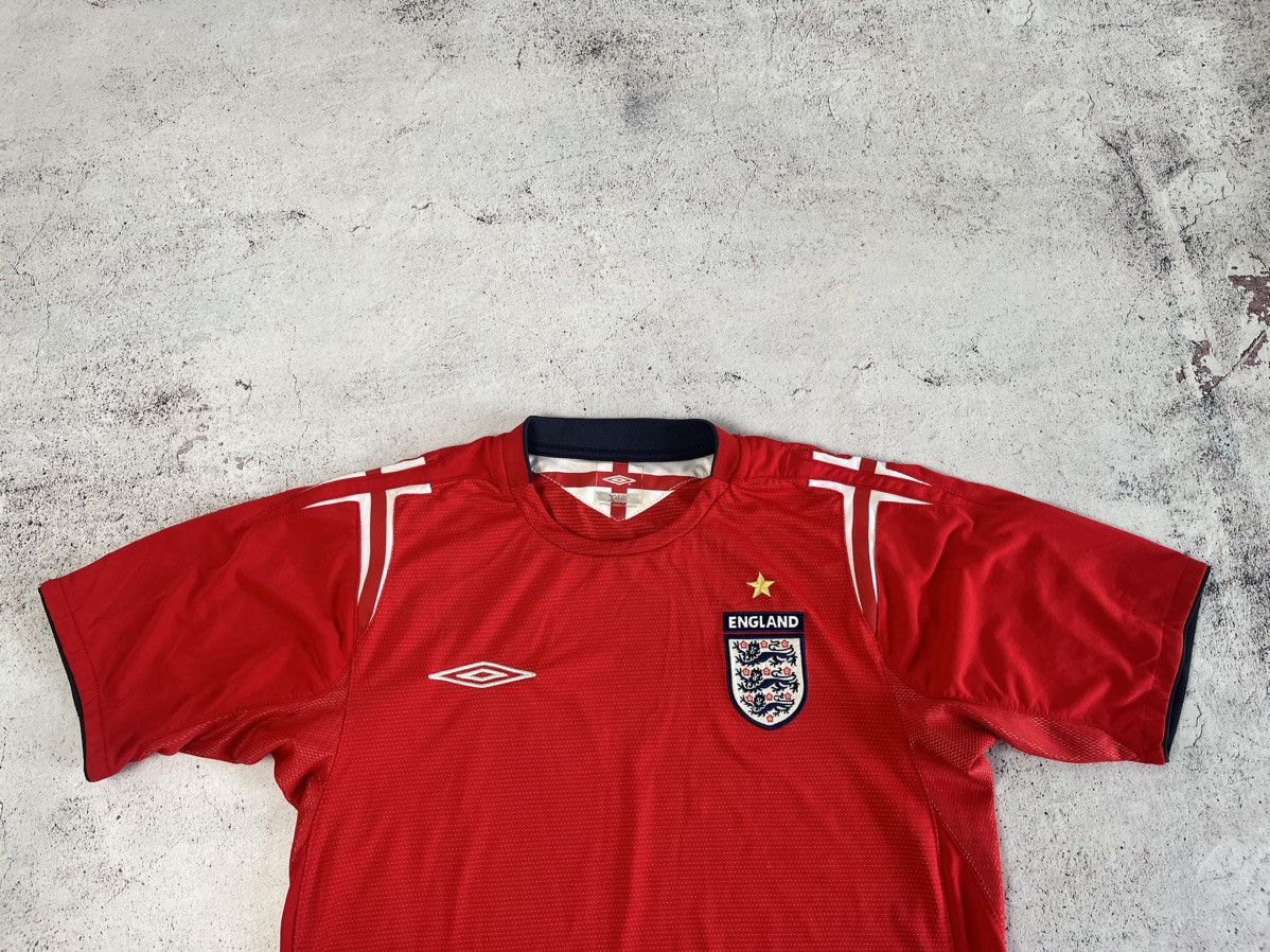 Umbro × Vintage ENGLAND NATIONALS 2004/2006 AWAY FOOTBAL SOCCER JERSEY UMBRO Size US S / EU 44-46 / 1 - 3 Thumbnail