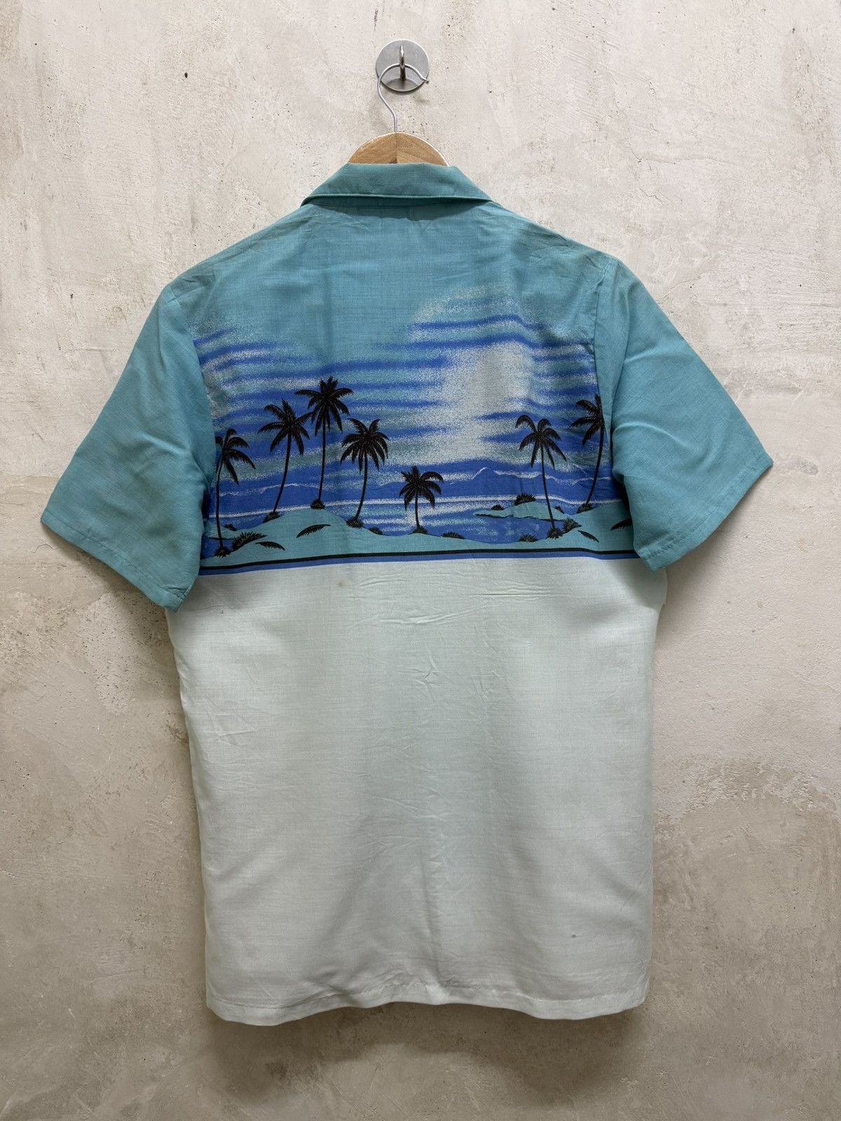 Vintage Vintage Triumph of California Hawaii Button Up Tees Size US S / EU 44-46 / 1 - 4 Thumbnail