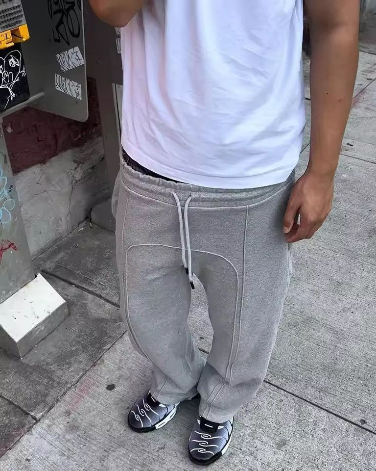 Japanese Brand Curved Seam Wide-Leg Sweatpants Size US 29 - 2 Thumbnail