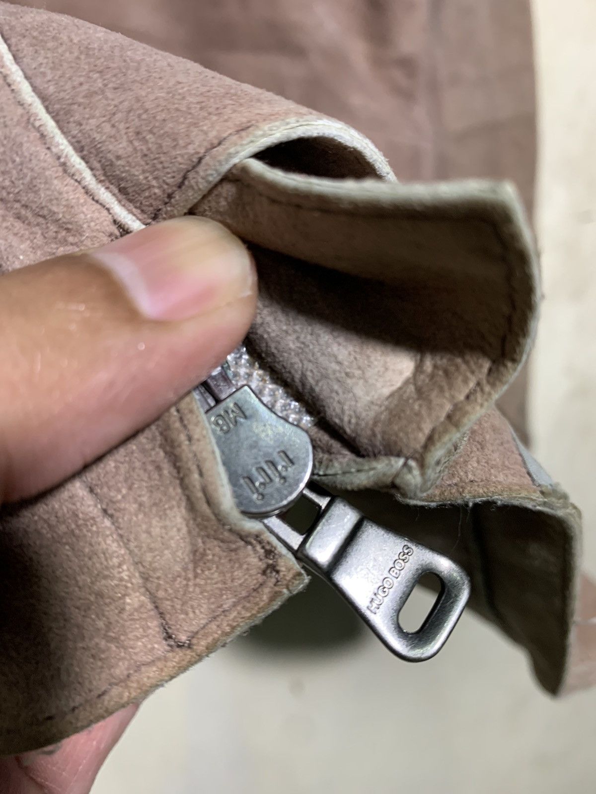Hugo × Hugo Boss 🔥HUGO BOSS SPANISH LAMB SUEDE LEATHER JACKETS Size US L / EU 52-54 / 3 - 11 Thumbnail