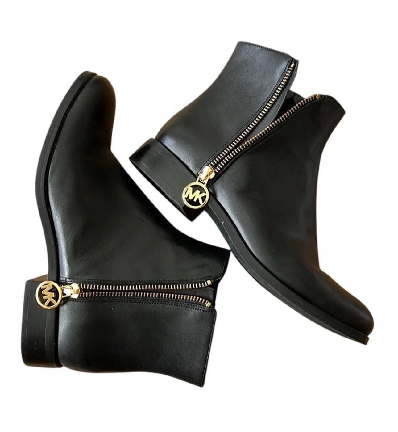 Designer × Michael Kors Michael Kors Lainey Leather Ankle Bootie BLACK SZ 5.5 MK Size US 5.5 / IT 35.5 - 1 Thumbnail