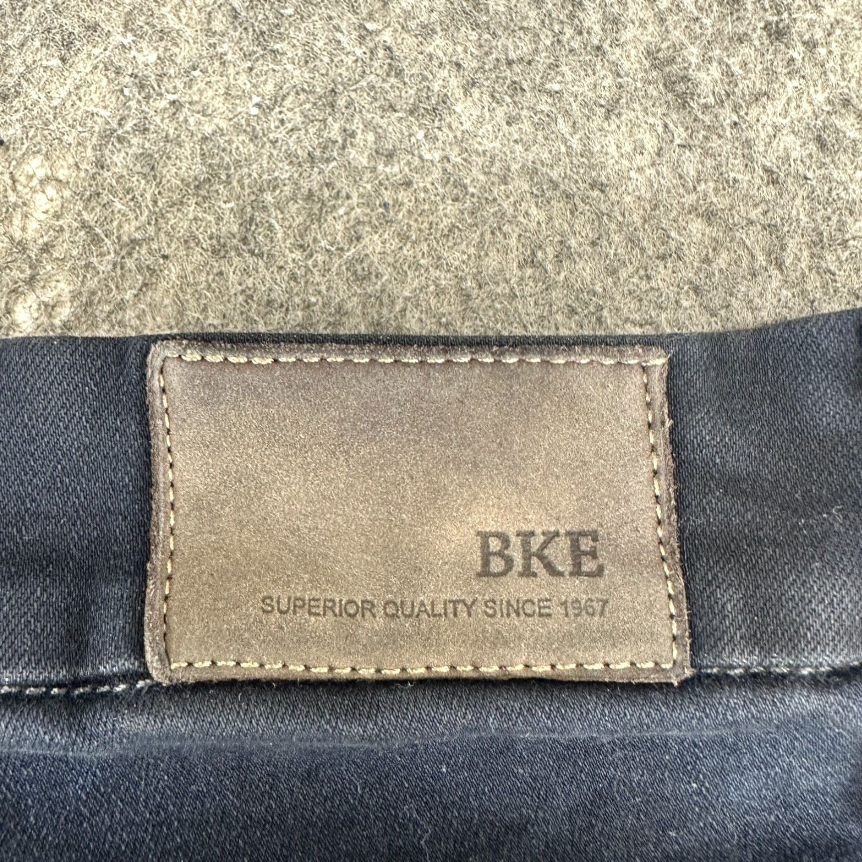 Vintage VINTAGE Buckle Jeans Womens 29x33.5 Black Denim Flared High Rise Stretch Inseam 33.5 Regular Rock Vintage Ladies Womens Size 30" / US 8 / IT 44 - 7 Thumbnail