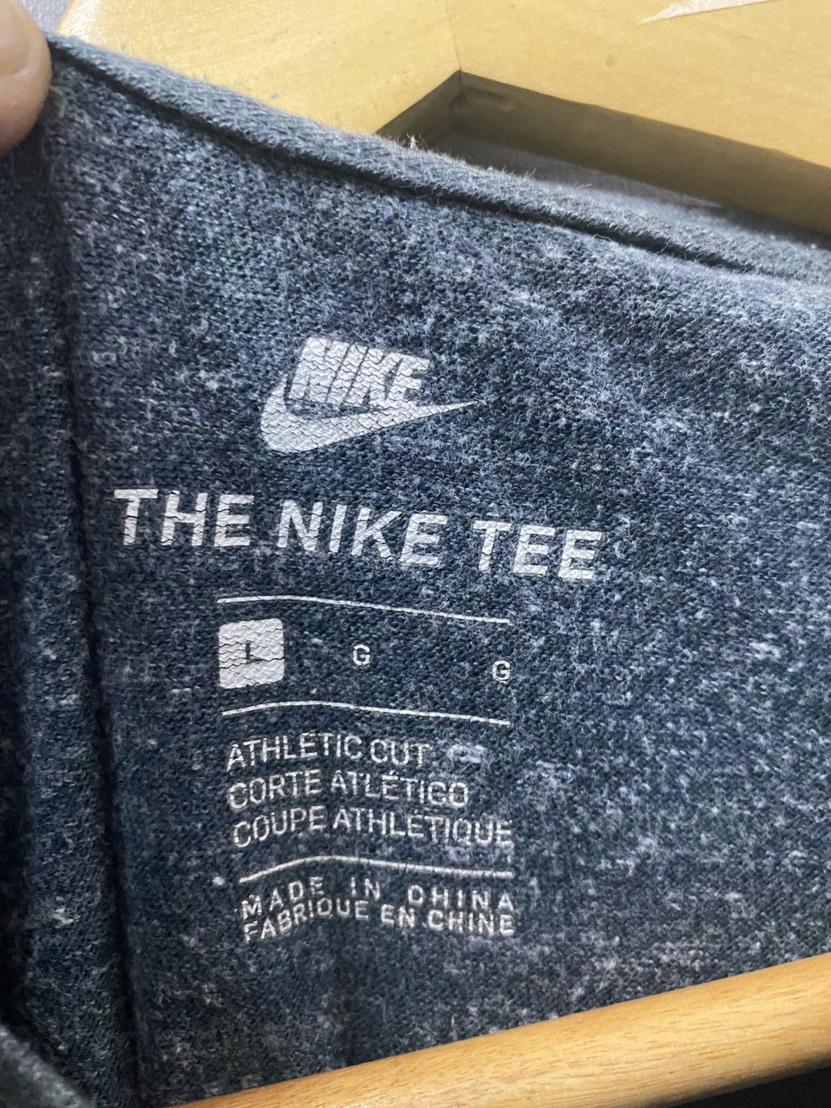 Nike Nike Graphic Design Logo tee Size US L / EU 52-54 / 3 - 5 Thumbnail