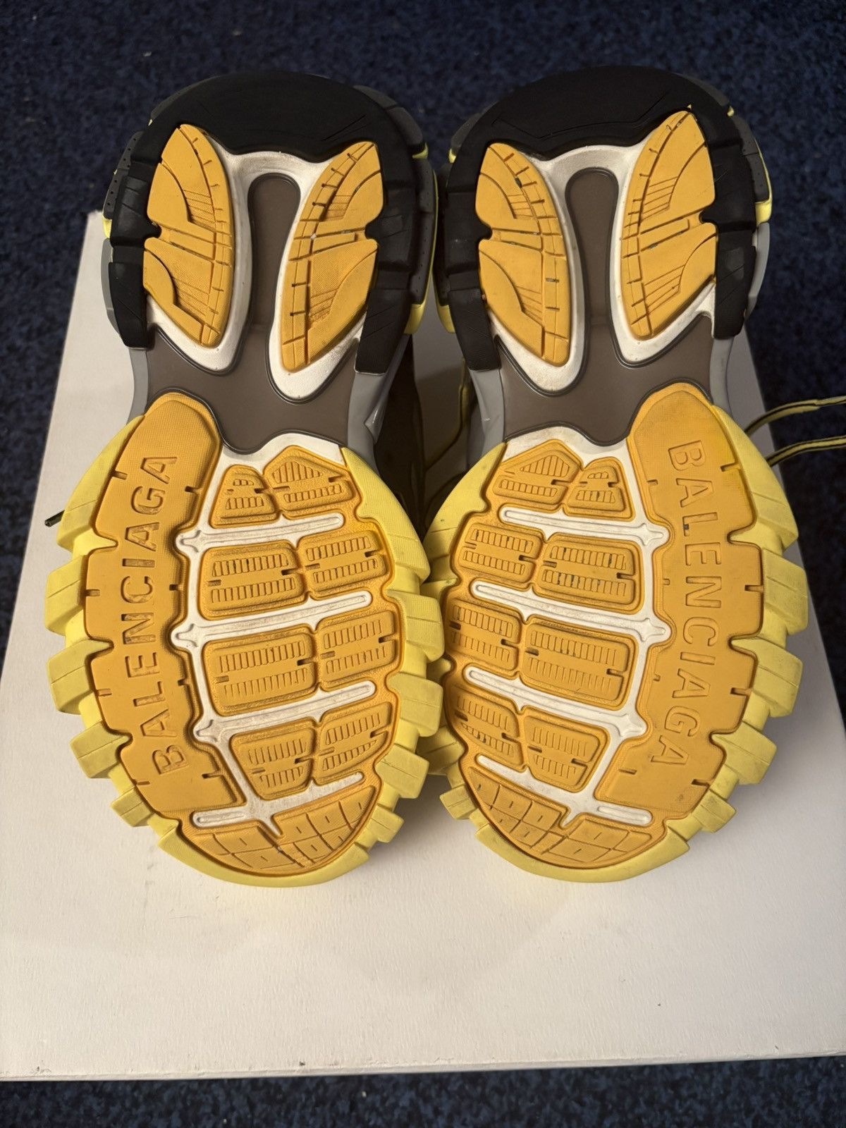Balenciaga Balenciaga track runners yellow Size US 8 / EU 41 - 4 Thumbnail