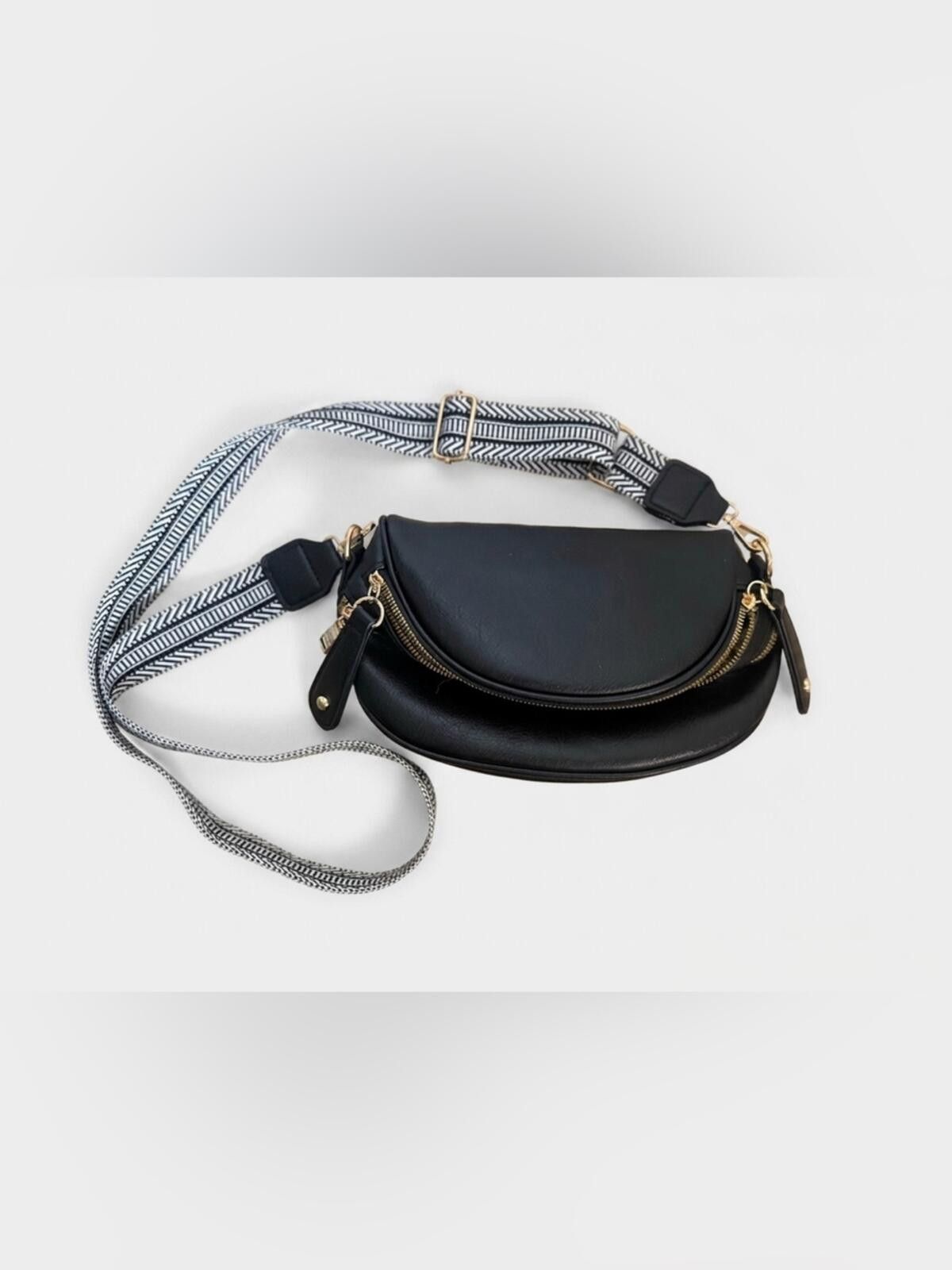 Other Black Crossbody Saddle Bag with Adjustable Strap Size ONE SIZE - 1 Thumbnail