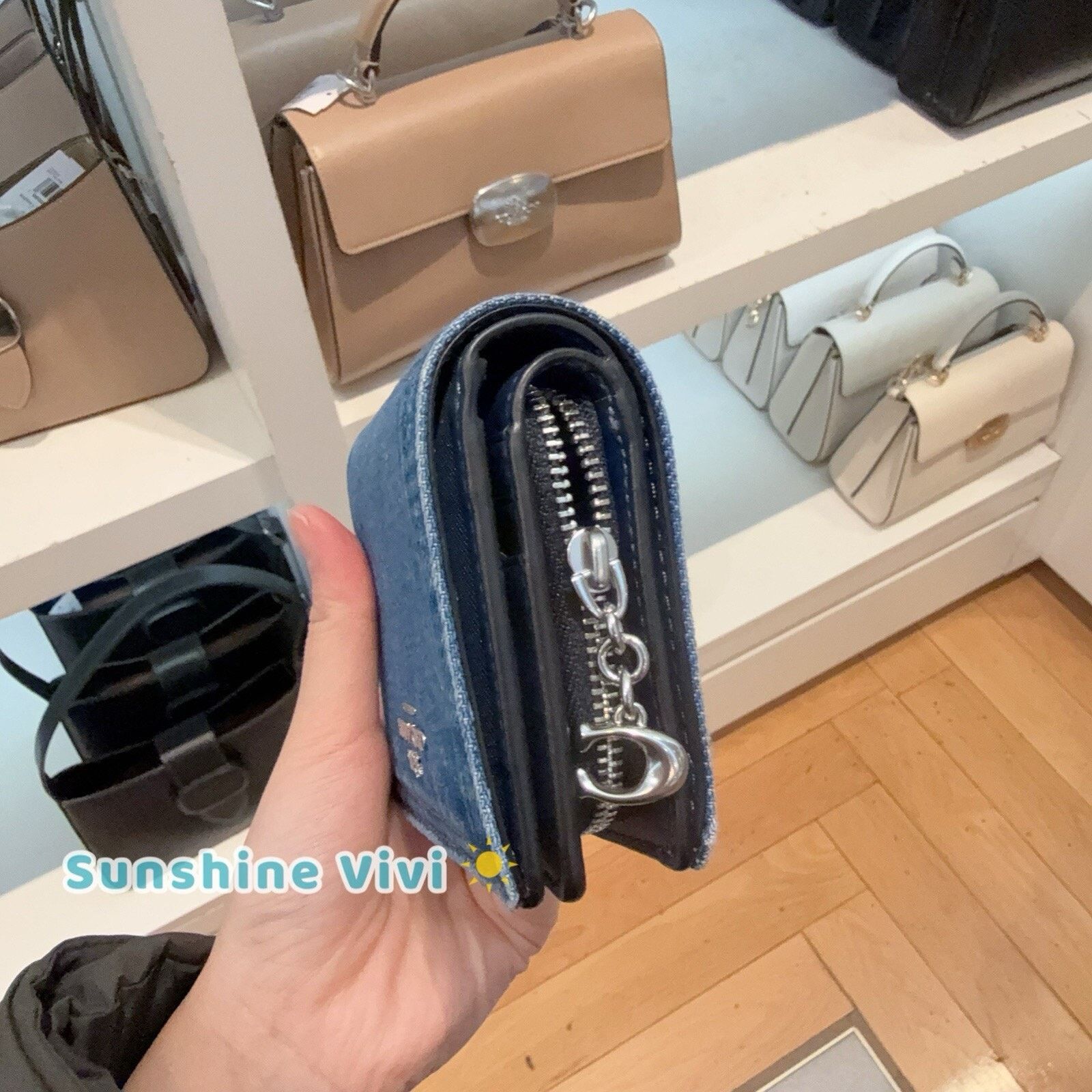 Coach NWT Coach Snap Wallet In denim/Silver/Indigo CAP07 Denim Size ONE SIZE - 2 Thumbnail