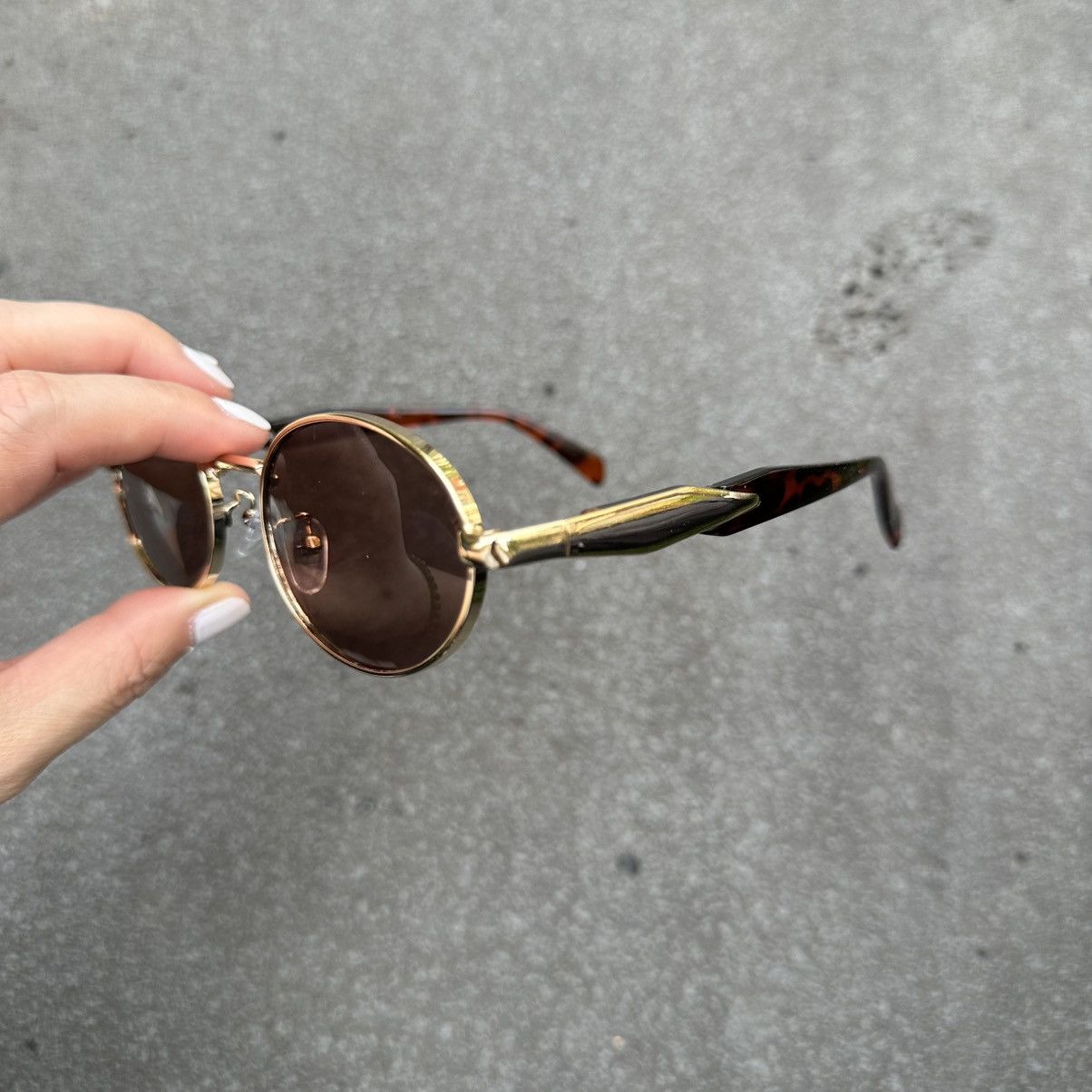 Other SUNGLASSES BRAND NEW CLASSIC RETRO VINTAGE KD581-02 Size ONE SIZE - 2 Thumbnail