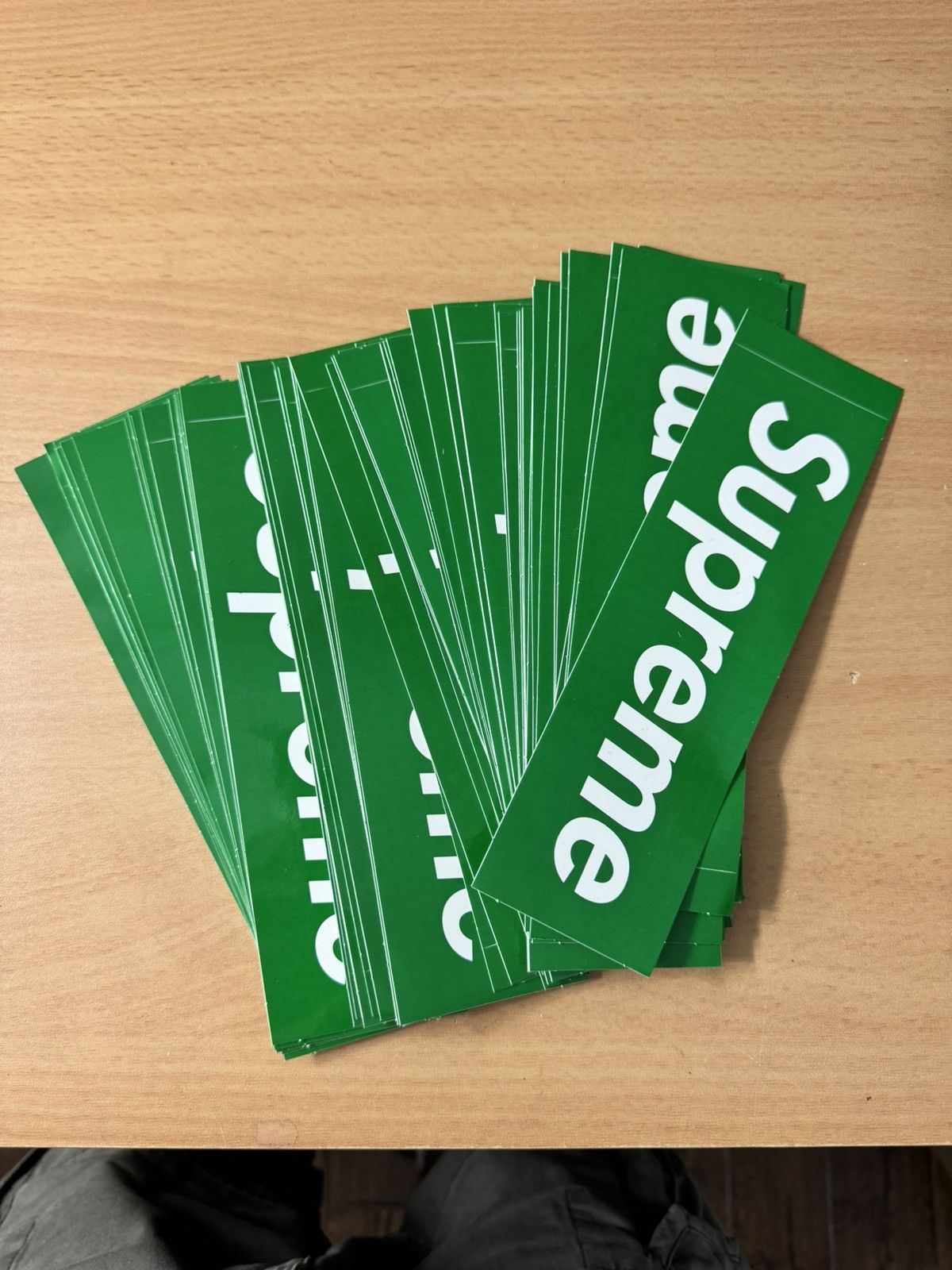 Supreme box GREEN logo sticker green 10枚