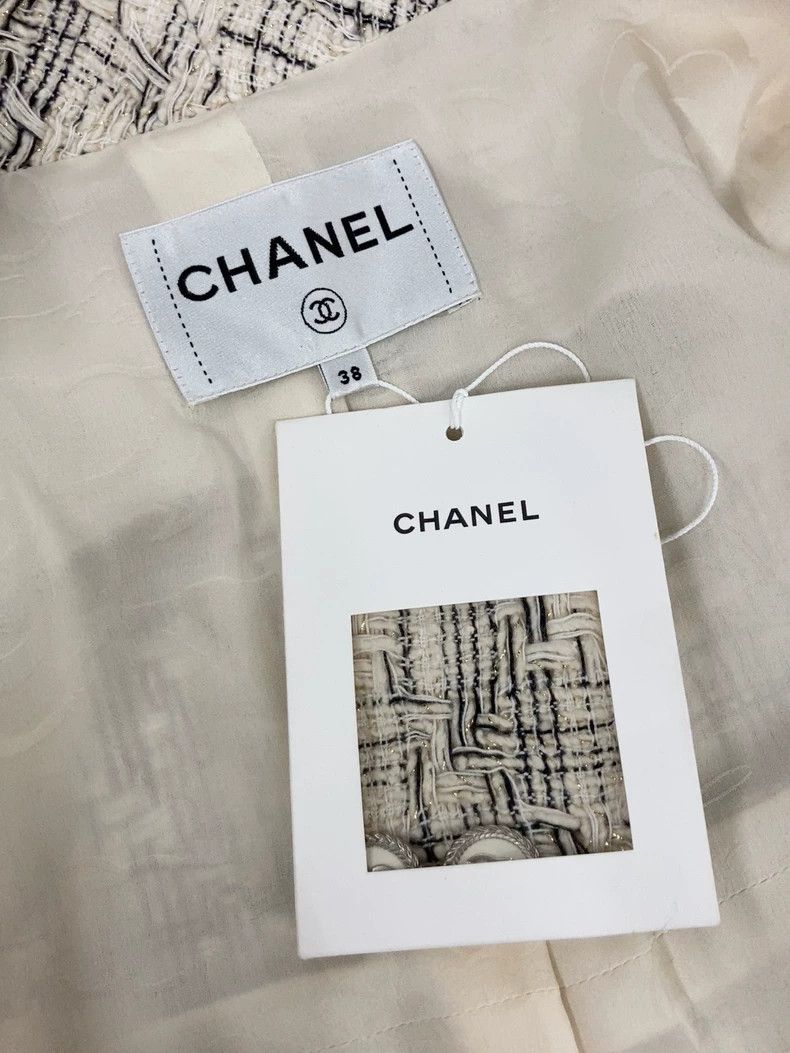 Chanel Chanel Gold thread braided plaid jacket Size XS / US 0-2 / IT 36-38 - 6 Thumbnail