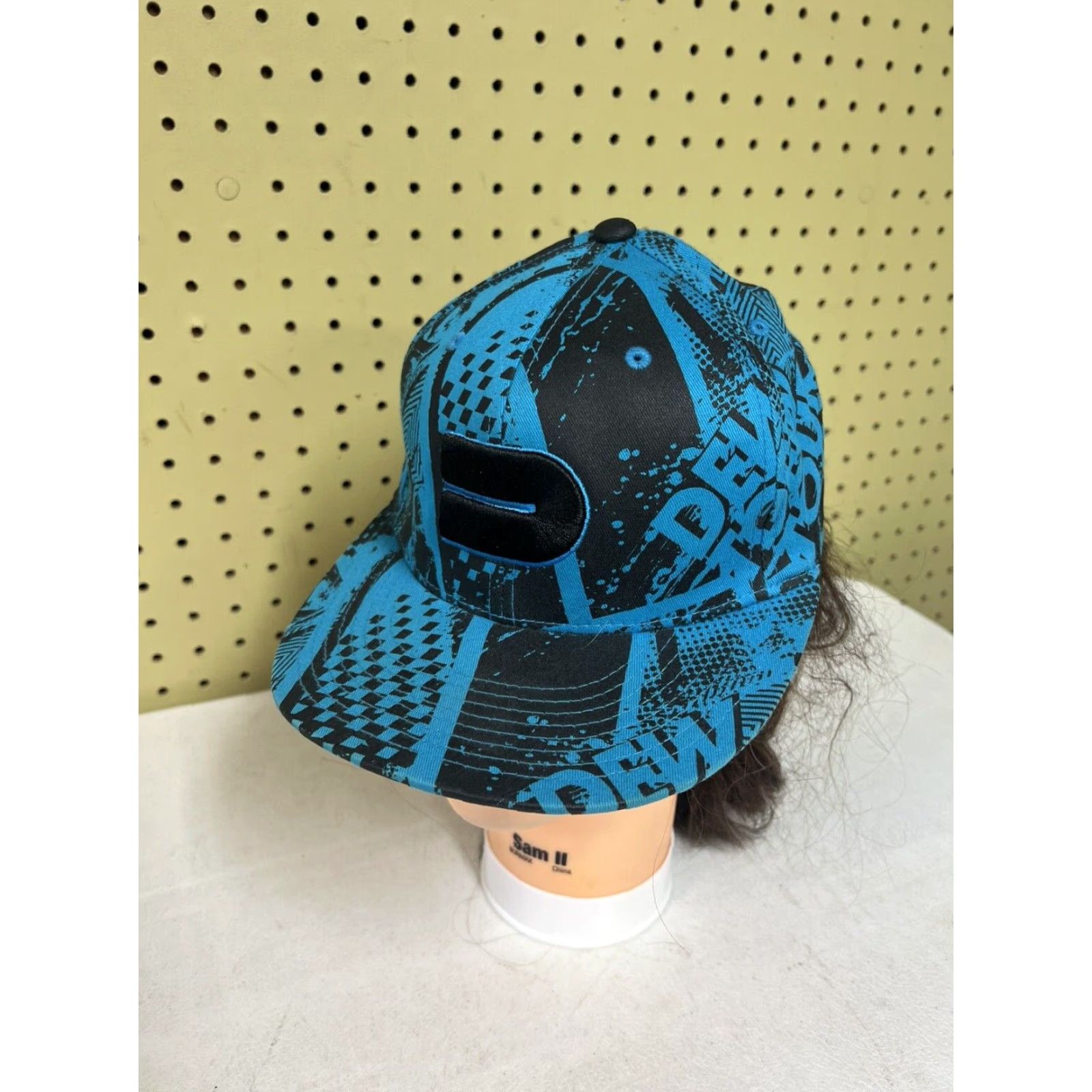 Vintage Dew Tour Hat Cap L/XL Flexfit Unisex Adults Green/Black Logo DEW TOUR / Hat/CAP Games 2000s? Size ONE SIZE - 2 Thumbnail