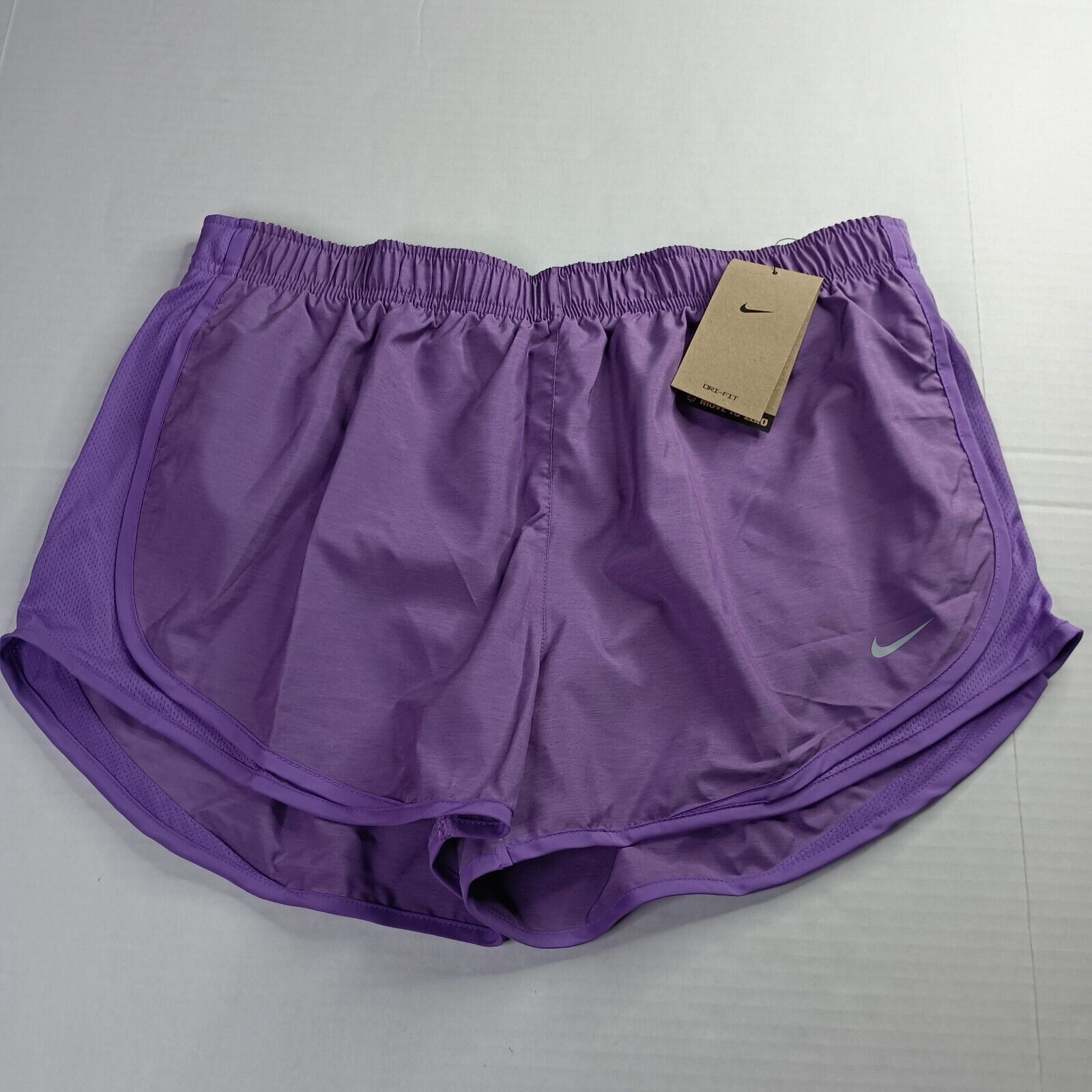 Nike Nike Tempo Running Shorts Women's XL Purple Dri-Fit Size 34" / US 12 / IT 48 - 1 Thumbnail