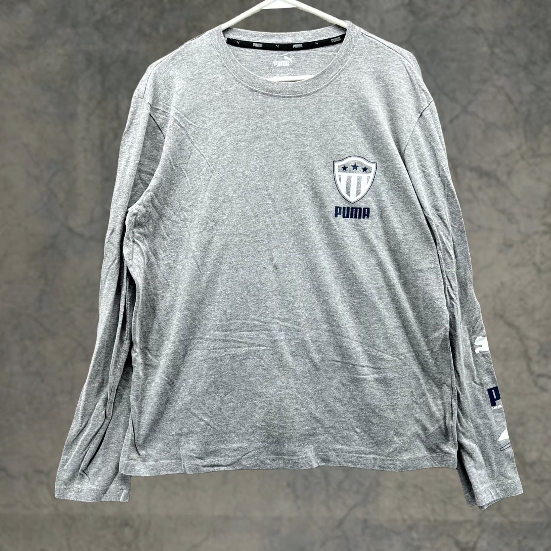 Puma Puma Shirt Mens Large Gray Crewneck Shield Badge Long Sleeve Fleece Spell Out Size US L / EU 52-54 / 3 - 1 Thumbnail