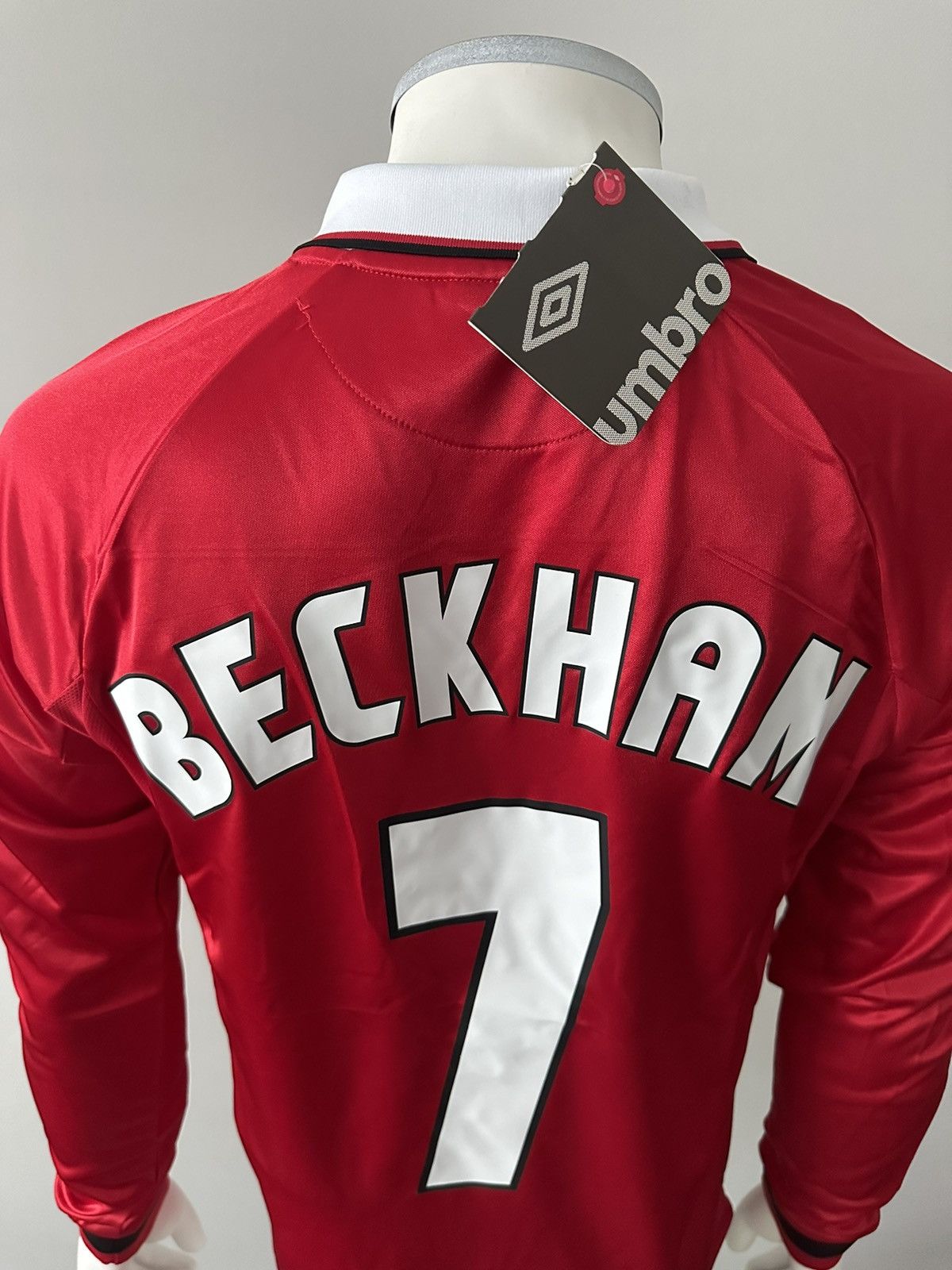 Umbro David Beckham Vintage Champions League Final Soccer Jersey Size US XL / EU 56 / 4 - 9 Thumbnail