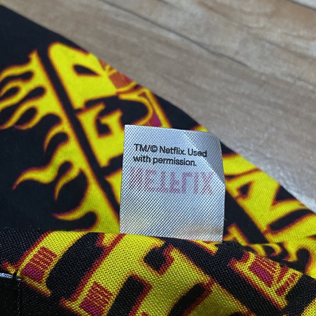H&M H&M x Stranger Things Flame Logo Shirt Size US L / EU 52-54 / 3 - 5 Thumbnail