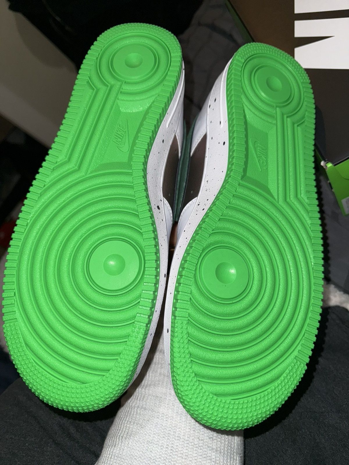Nike Air force 1 ‘07 “Duck Or Egg” Size US 11 / EU 44 - 8 Thumbnail