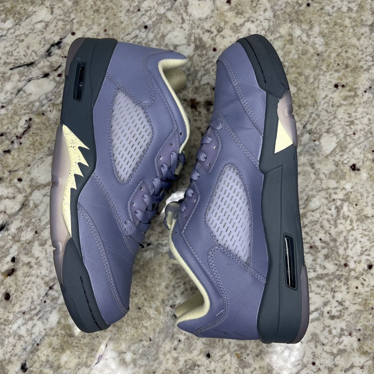 Jordan Brand Size 10.5W/9M- Jordan 5 Retro Low Indigo Haze W Clean W/Box Size US 10.5 / IT 40.5 - 14 Thumbnail