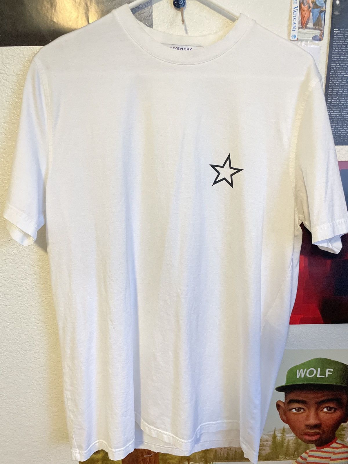 image of Givenchy Star Logo Tee in White, Men's (Size XS)